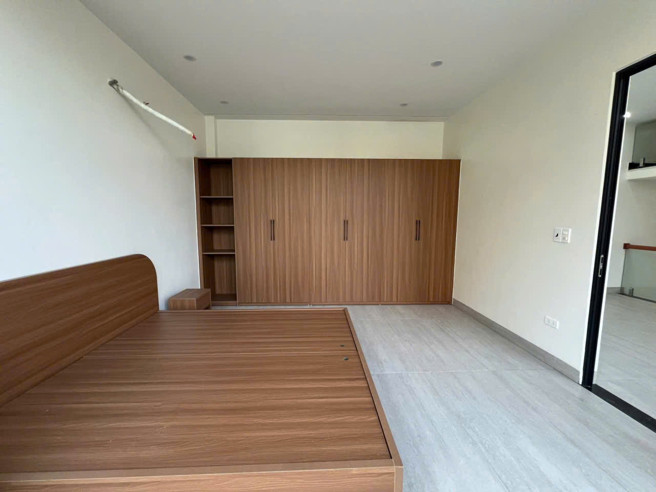 Bán nhà 4 tầng mặt tiền 10m tại Trường Thi, Thanh Hóa - đường 8m, gần trường Nguyễn Trãi