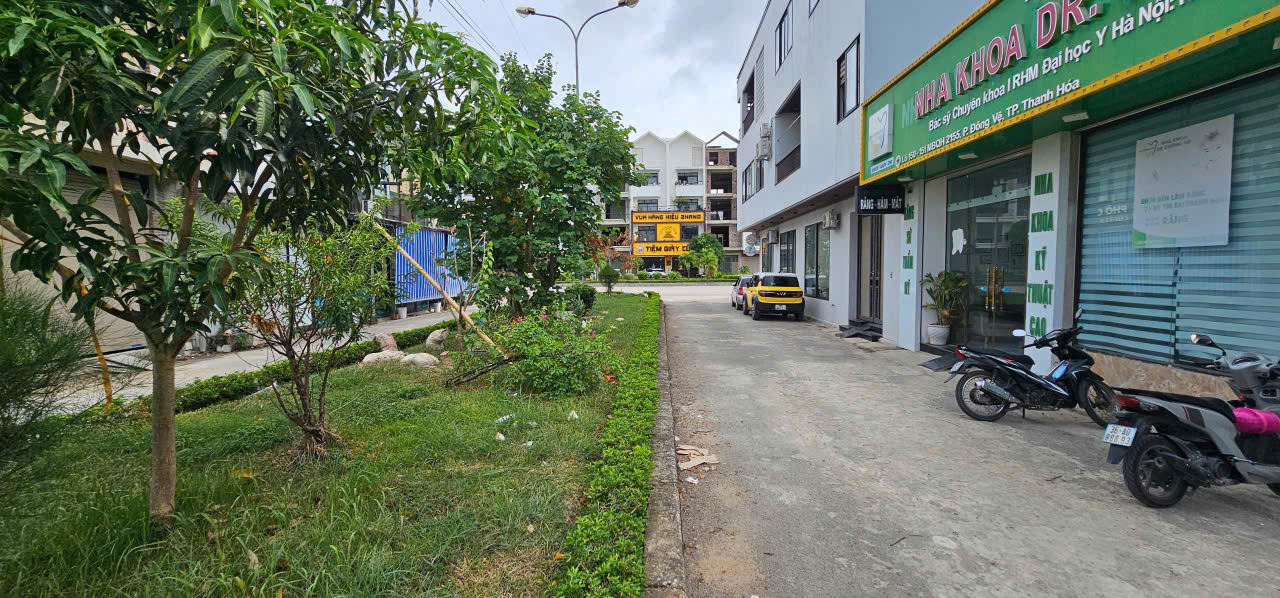 Bán đất nền 2 mặt tiền, MBQH 2155 Đông Vệ 80m2, mặt tiền 5m, gần Hồ Sen giá nhỉnh 50 triệu/m2