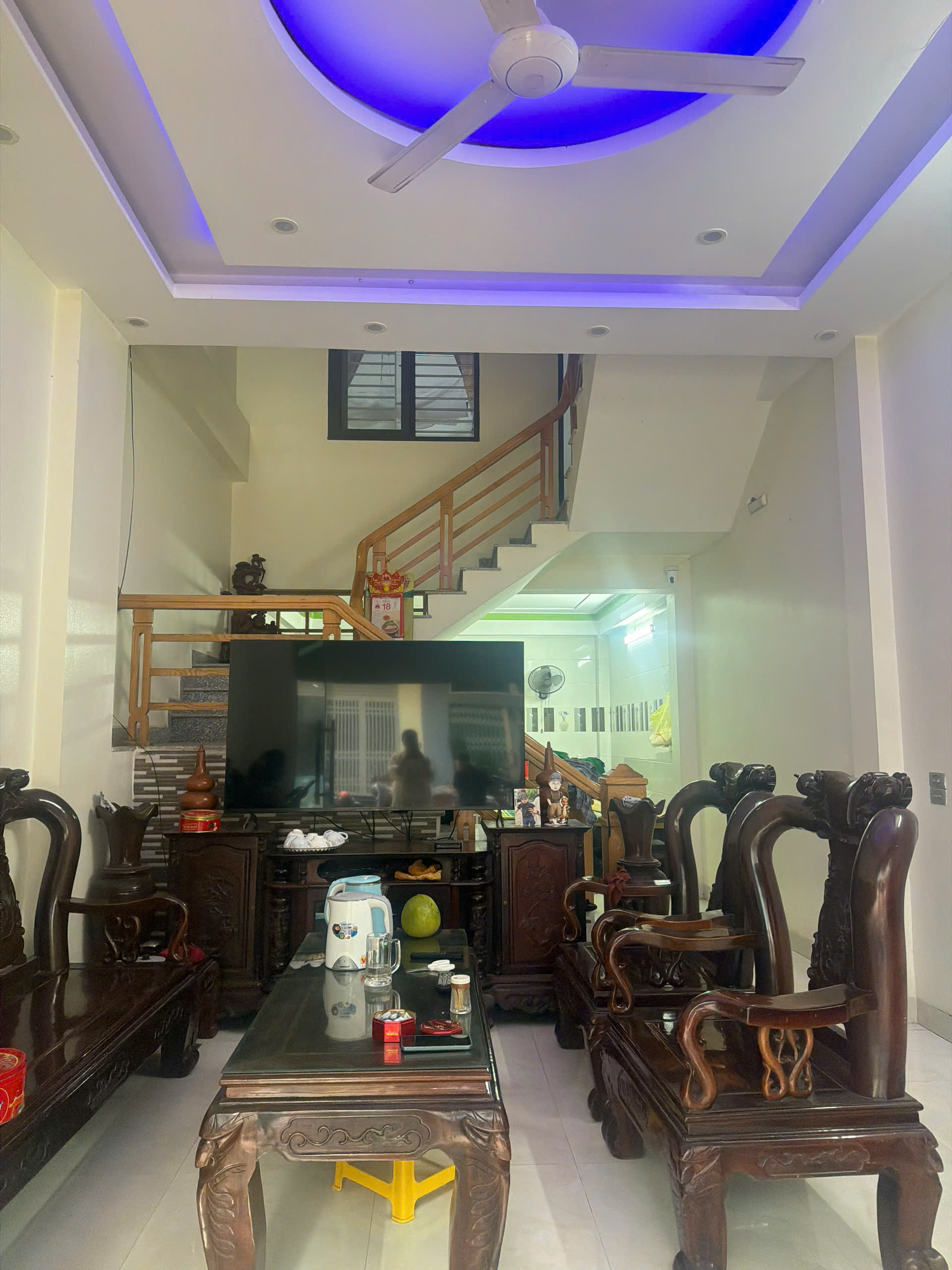 Bán nhà 4 tầng Nam Ngạn Thanh Hóa, đường 8m gần Trần Hưng Đạo, giá 3.38 tỷ