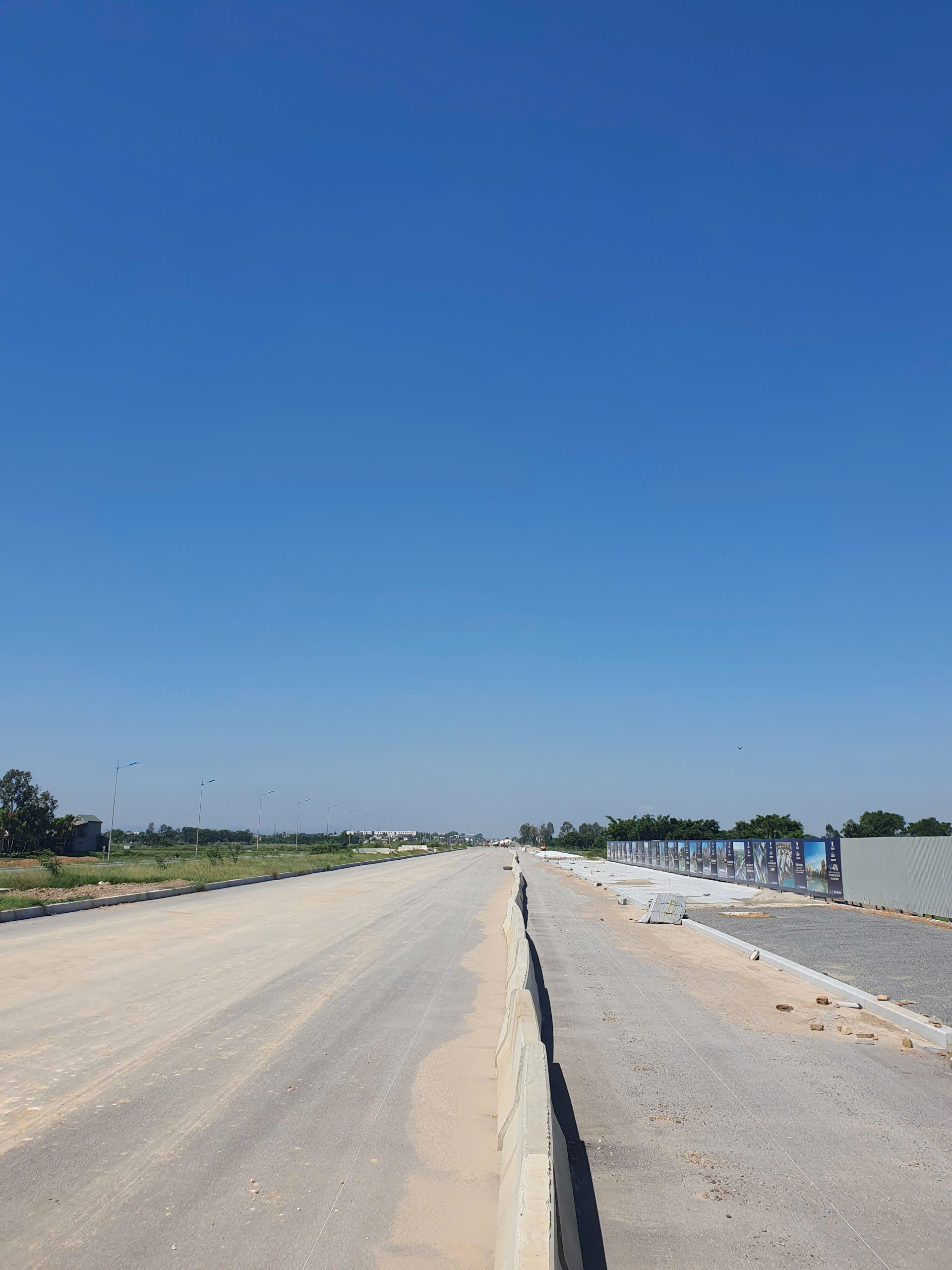 Bán 2.160m² Đất Sản Xuất Kinh Doanh Mặt Tiền Đại Lộ Nam Sông Mã, Sầm Sơn