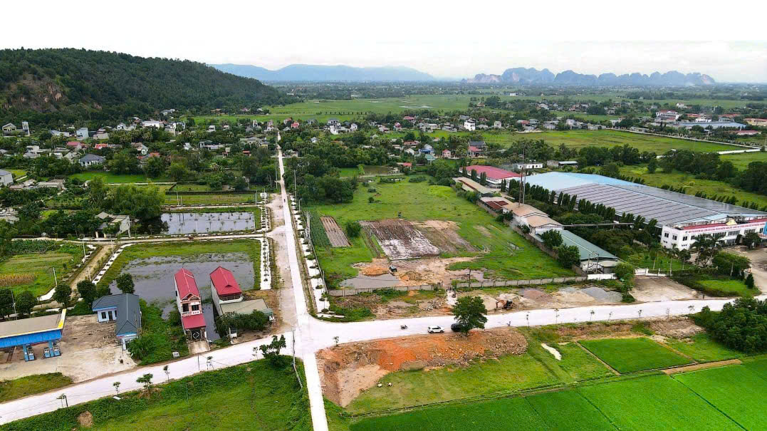Bán 19.744m² đất sản xuất kinh doanh tại Quảng Hợp, Quảng Xương giá 900 nghìn/m²