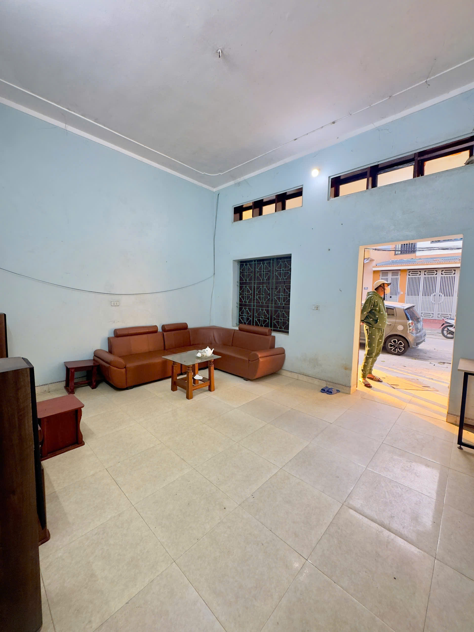 Bán nhà 2,5 tầng gần chợ Cầu Sâng - 58m2 - mặt tiền 5,1m - đường 8m vỉa hè 3m - hơn 3 tỷ