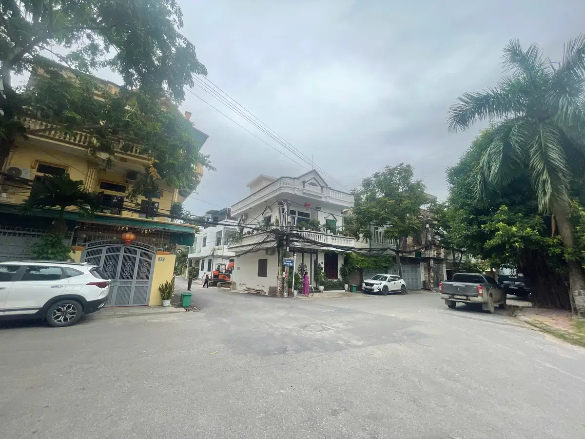 Bán đất đường Trần Nhật Duật, phường Nam Ngạn (cũ) - 79,4m², mặt tiền gần 5m, đường ô tô tránh, giá 2 tỷ xx