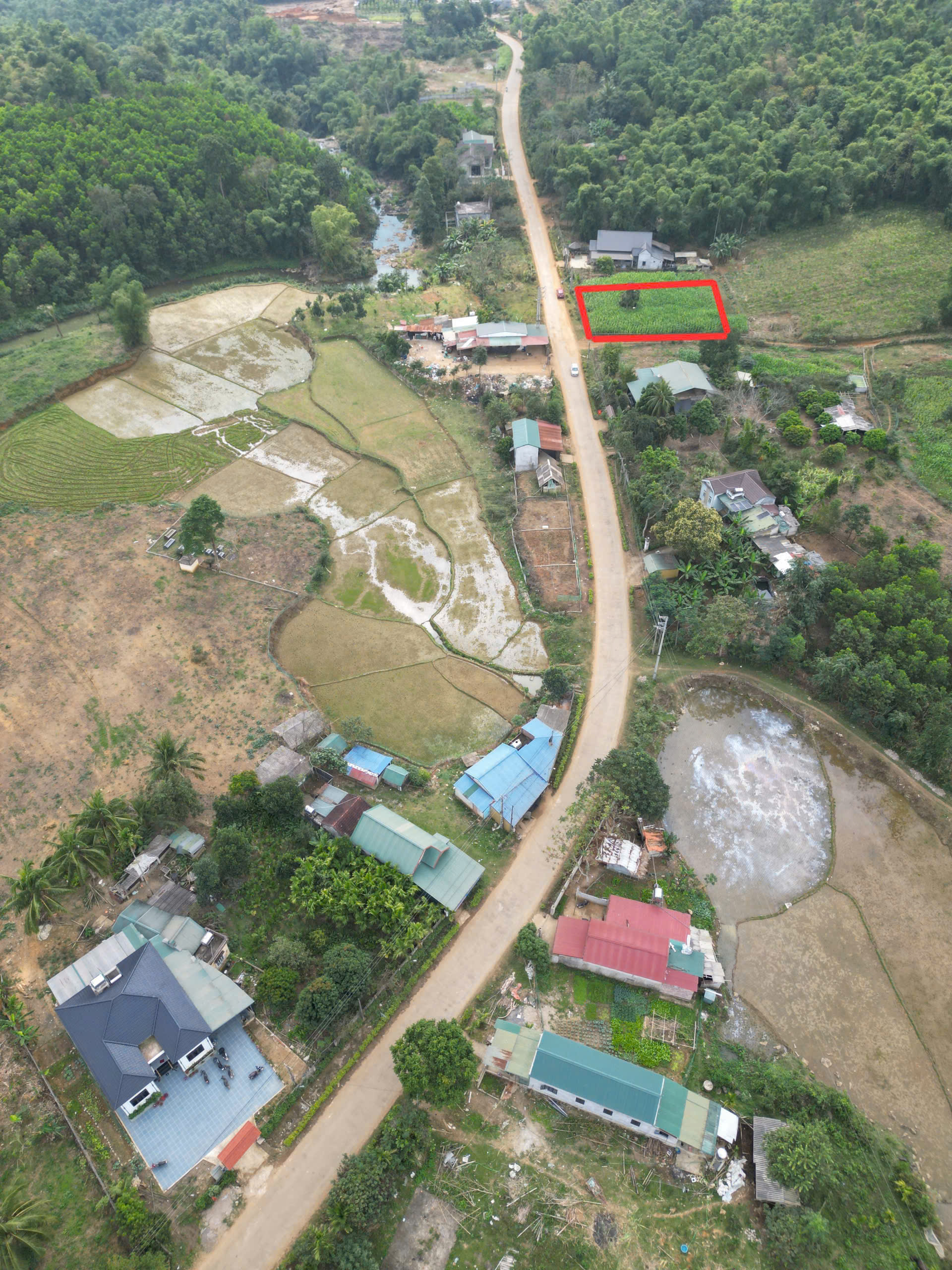 Bán đất Cao Ngọc Ngọc Lặc 148m² thổ cư, mặt tiền 6m, bám đường liên xã 9m - giá 285 triệu