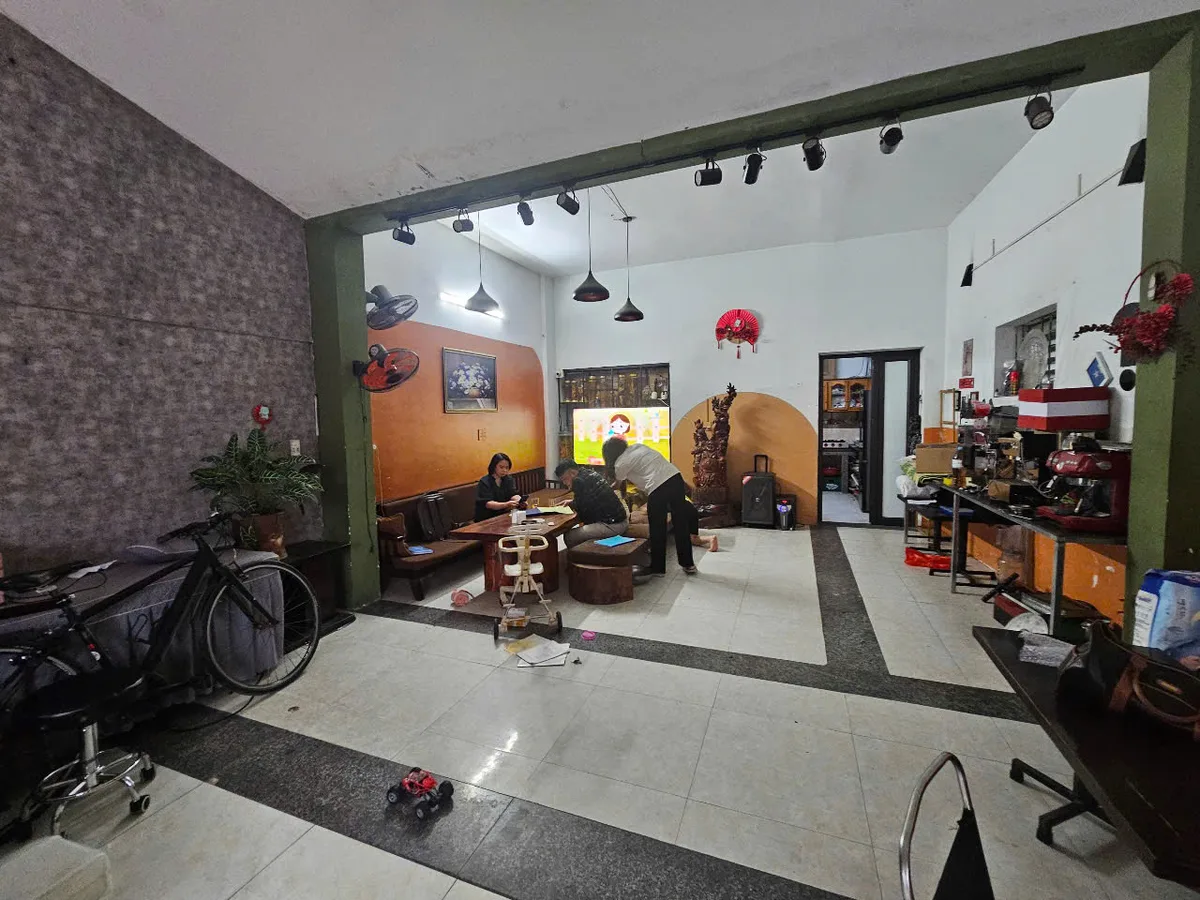 Bán nhà 2 tầng trục chính Đình Hương 70m² mặt tiền 5,65m gần Hạc Thành tower - giá 5,2 tỷ