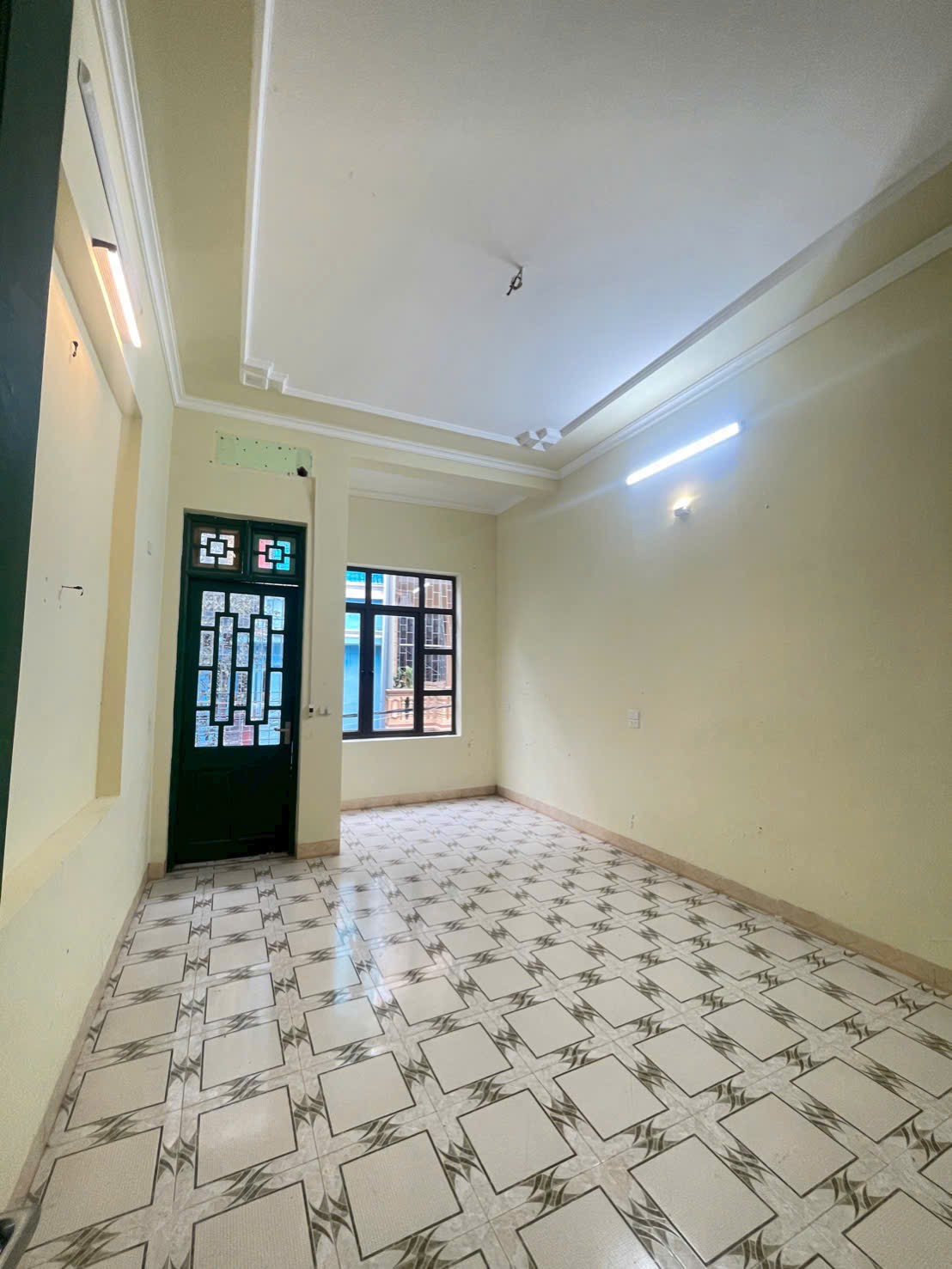 Bán nhà 2 tầng trung tâm Tp Thanh Hóa (rất cần tiền)