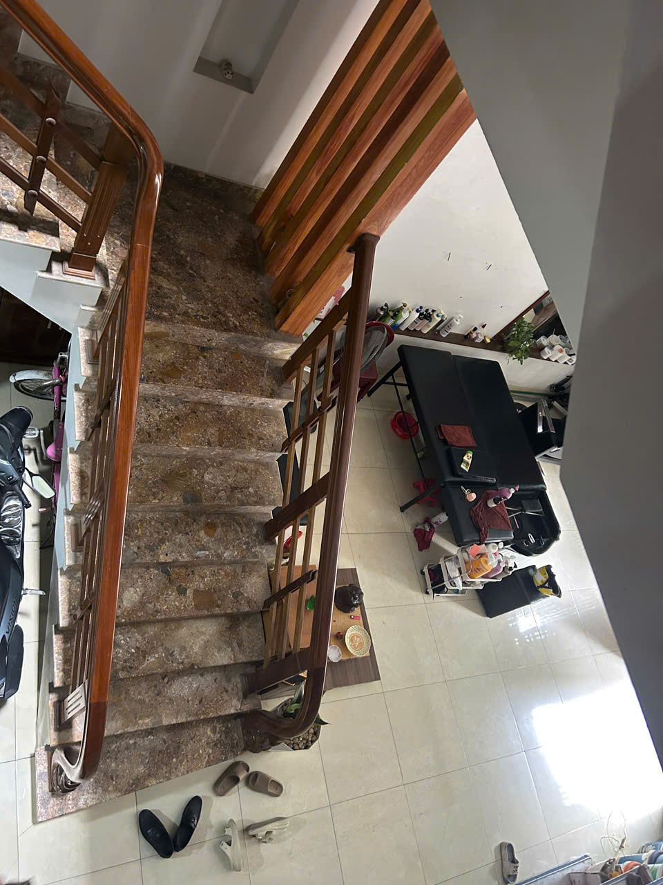 Nhà 4 tầng mb3037 phường Đông Thọ - dt 64m² - mt 5m - đường ô tô tránh - có vỉa hè 5m