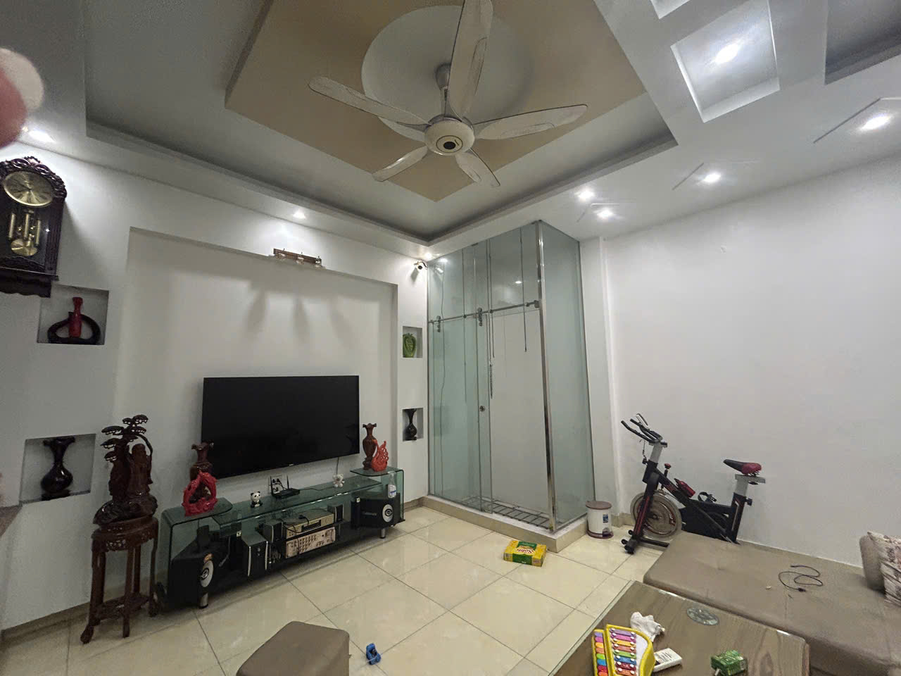 Nhà 4 tầng mb3037 phường Đông Thọ - dt 64m² - mt 5m - đường ô tô tránh - có vỉa hè 5m