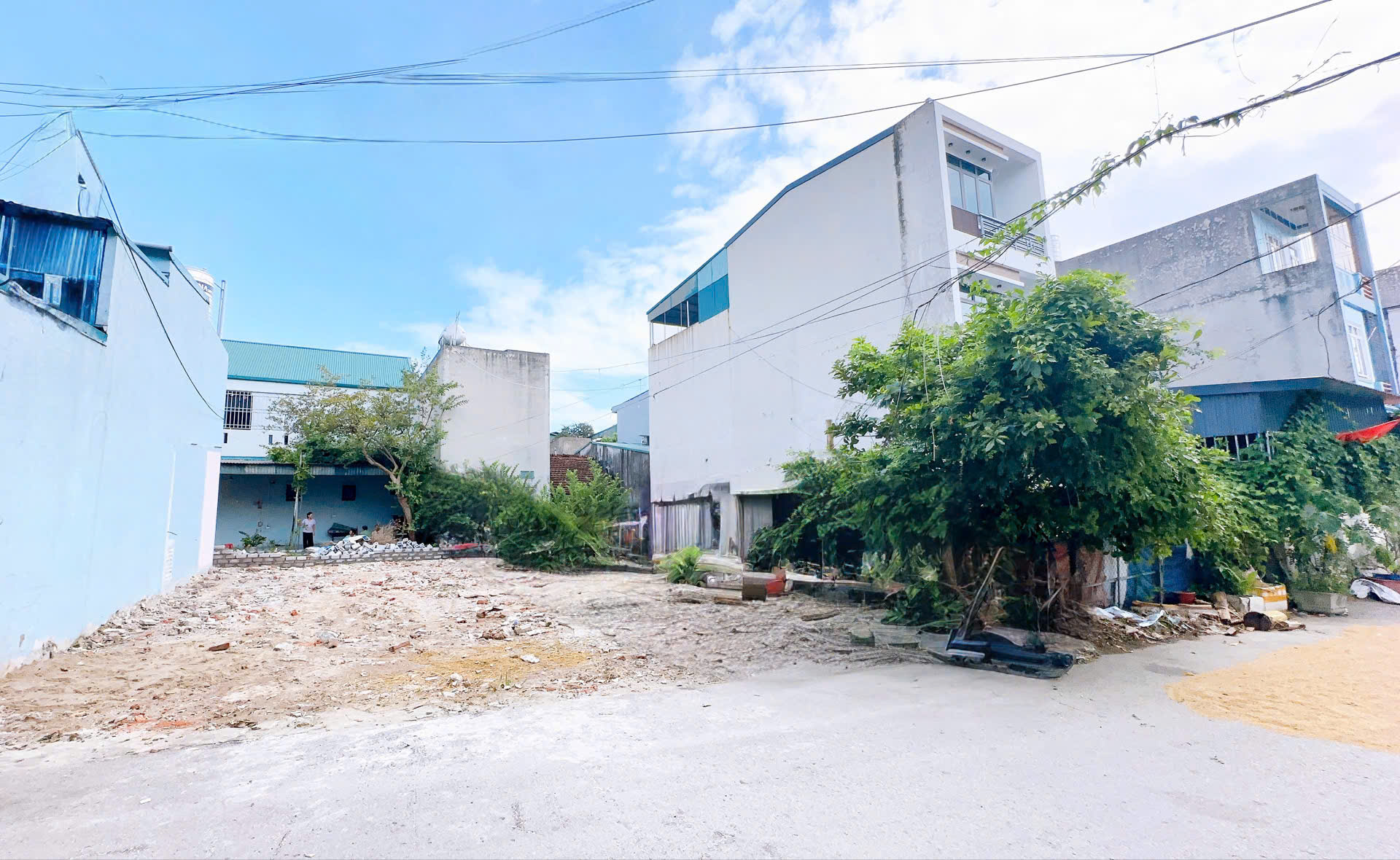 Bán đất vệ yên Quảng Thắng - 81,3m² - mặt tiền 6,5m - đường 8m - vừa ở vừa kinh doanh - giá 3,9 tỷ