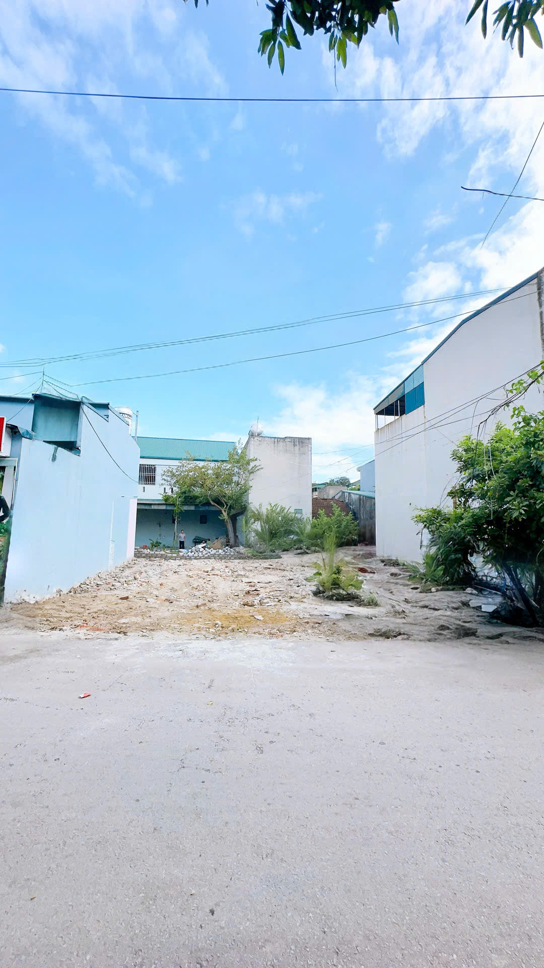 Bán đất vệ yên Quảng Thắng - 81,3m² - mặt tiền 6,5m - đường 8m - vừa ở vừa kinh doanh - giá 3,9 tỷ