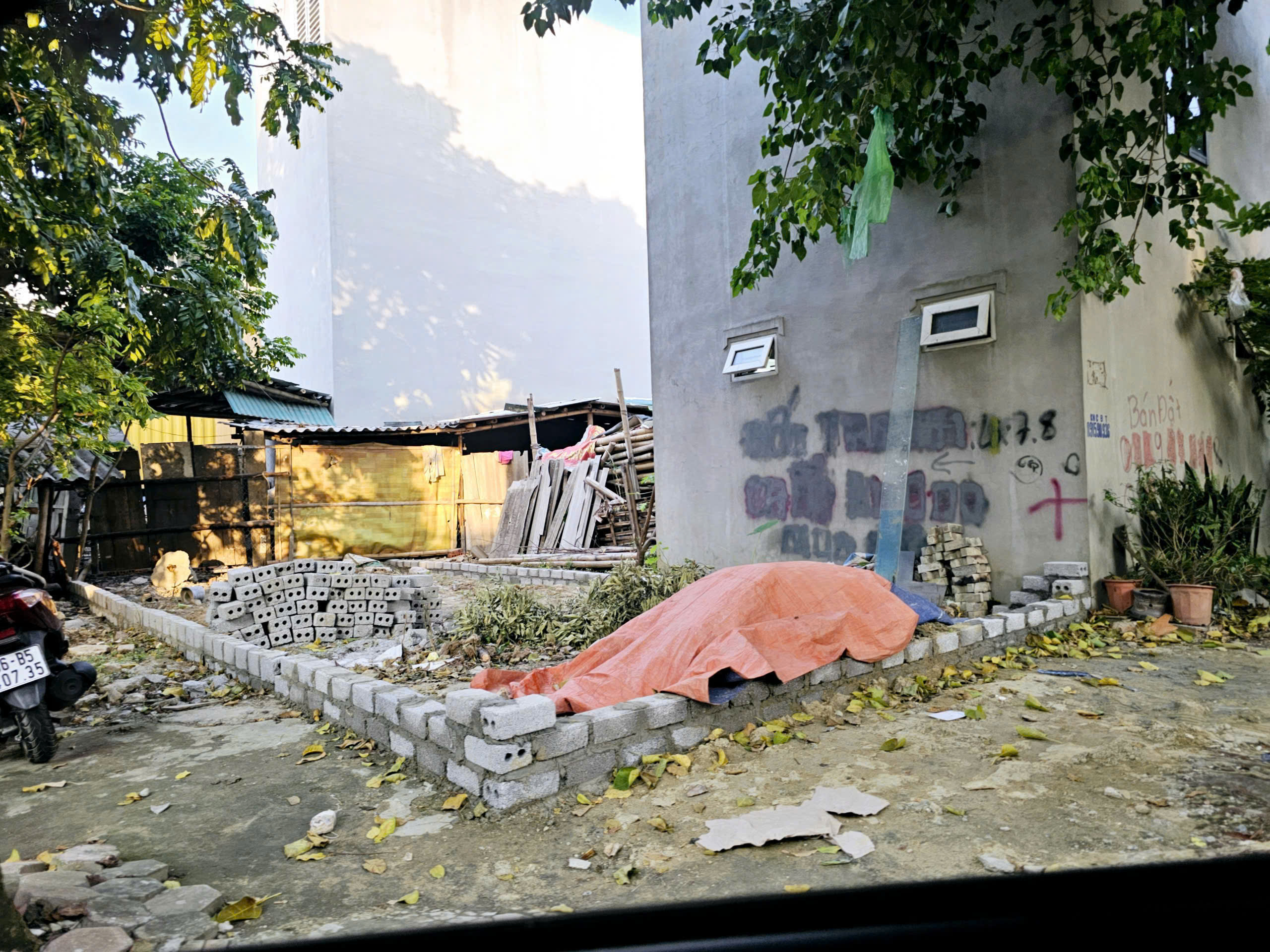 Bán đất mặt đường Trần Bình Trọng - 103m2 - mặt tiền 4,5m - gần chợ đông thành, cấp 3 Lam Sơn - giá nhỉnh 3 tỷ