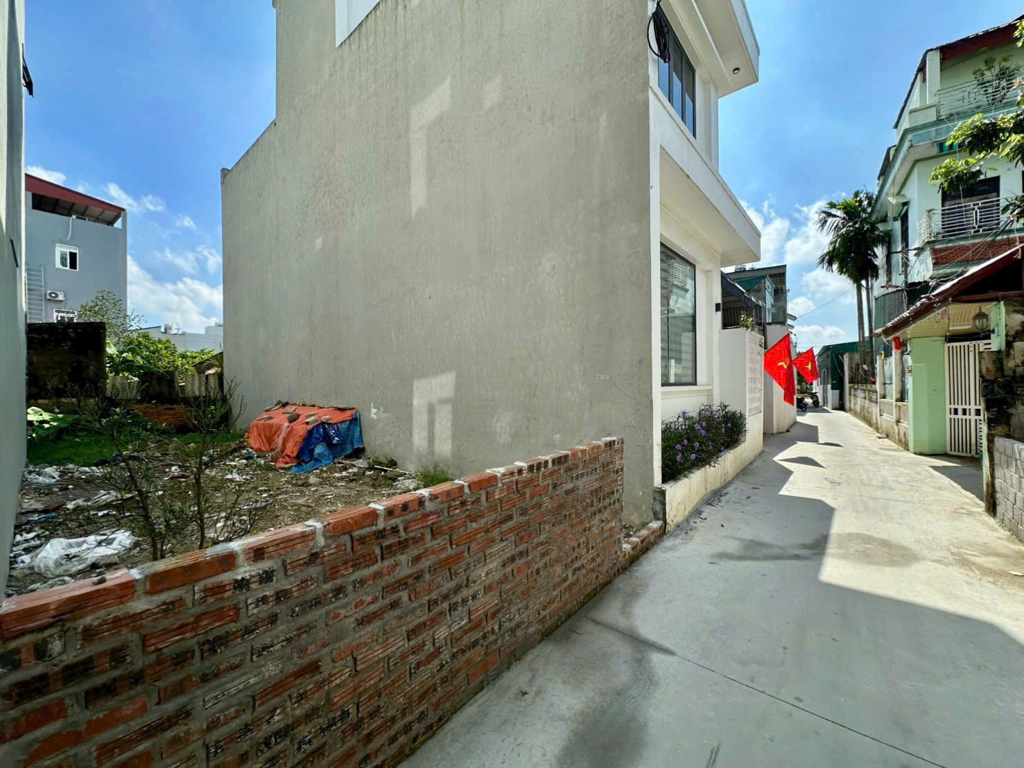 Lô đất 60m2 mặt tiền 4,3m ngay chợ Thành Mai - Quảng Thành, ô tô thông, vị trí cực đẹp