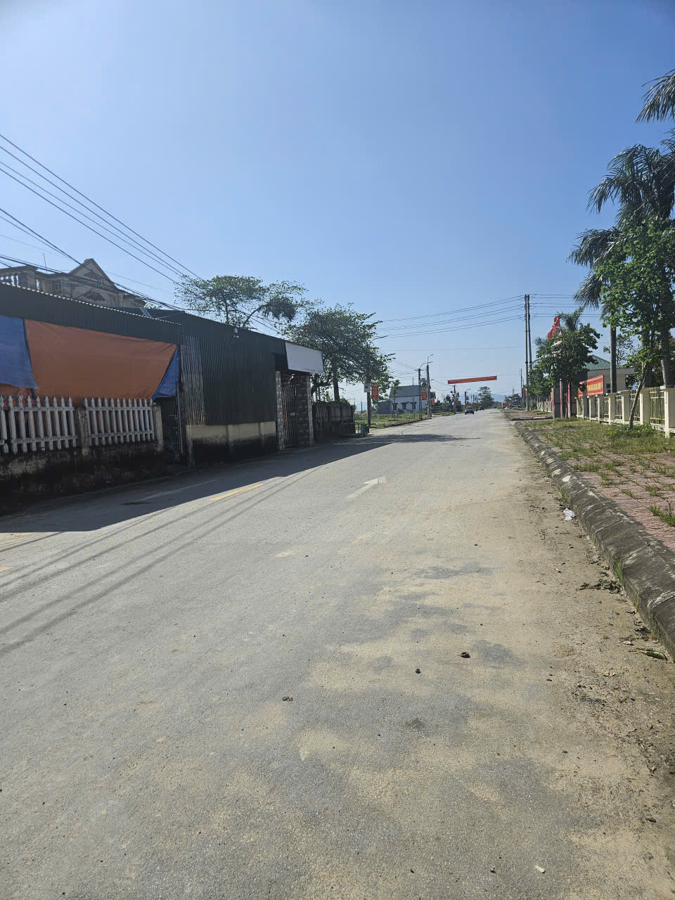 Đất đầu ve 2 mặt tiền 136,5m2 đối diện ubnd Đông Thanh - kinh doanh đỉnh tại Đông Sơn, giá 1 tỷ 265