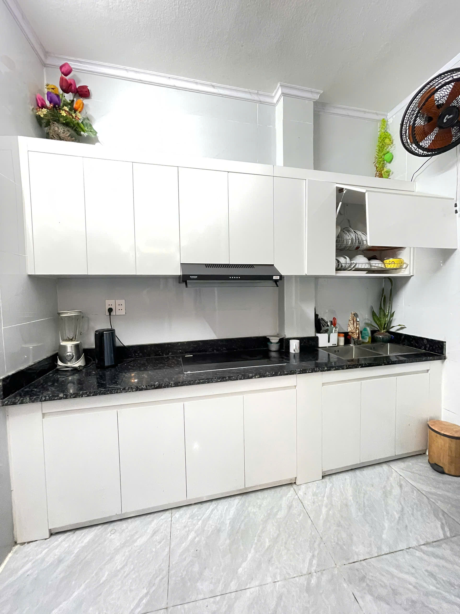 Chuyển nhượng nhà phố Đông Thọ - 80m², mt 5m, 2 tầng, vị trí kinh doanh gần Thành Thái - giá 4,65 tỷ