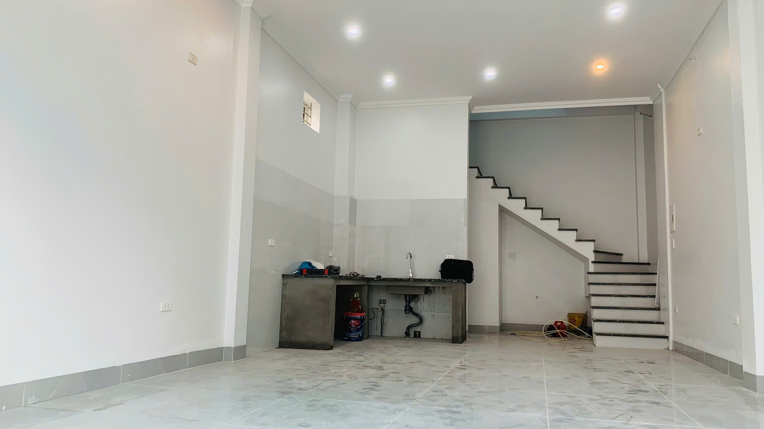 Nhà 2 tầng 60m2 Thành Mai gần Aeon Mall - ô tô vào tận nhà, giá hơn 2.5 tỷ