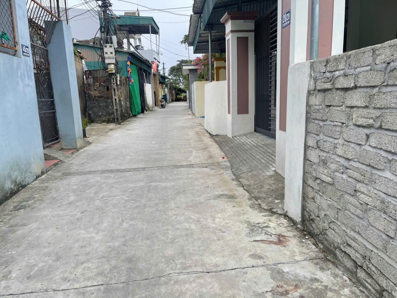 Bán đất Quảng Thịnh Thanh Hoá - 70m², mặt tiền 4m, ô tô 7 chỗ vào thoải mái, giá hơn 1 tỷ