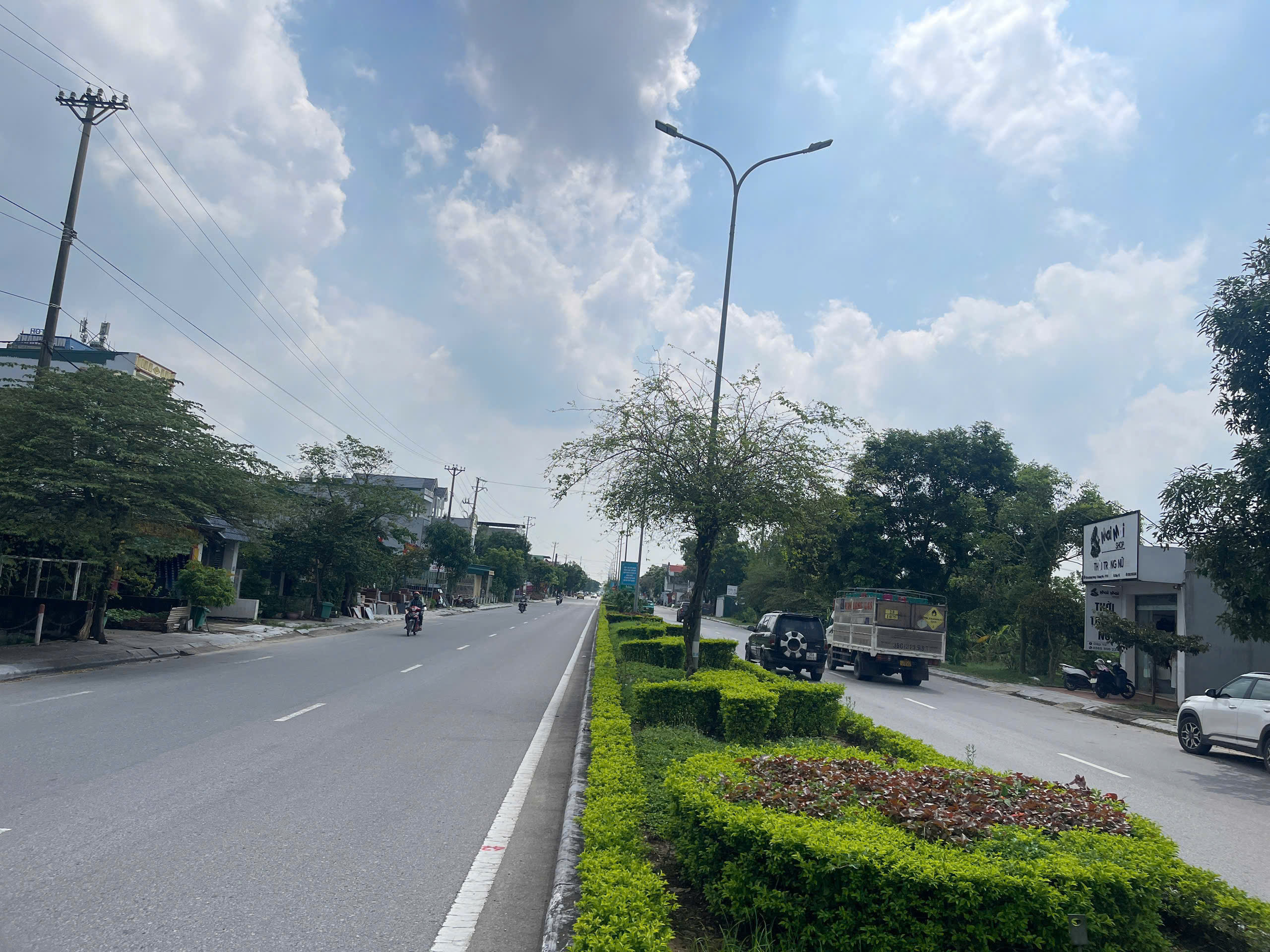 Lô đất mặt đường đôi ql47 Quảng Phú - 140m² (5x28) - giá 3.640 tỷ, kinh doanh đỉnh cao