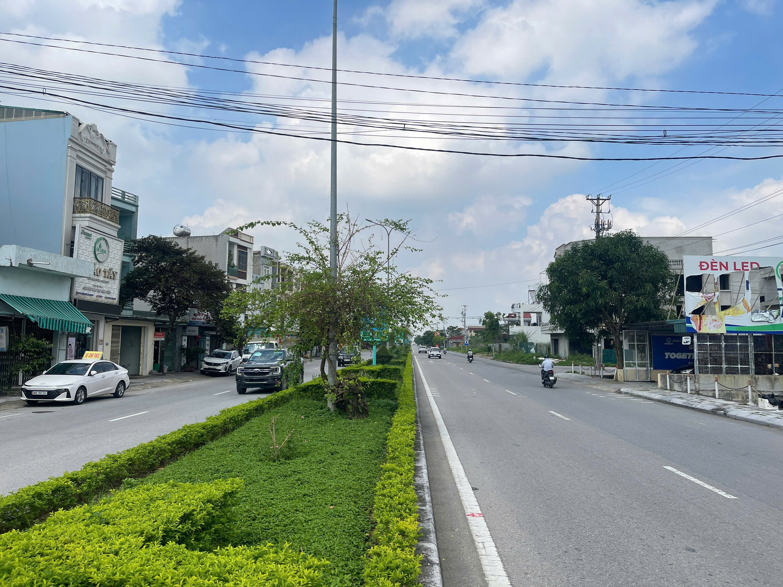 Lô đất mặt đường đôi ql47 Quảng Phú - 140m² (5x28) - giá 3.640 tỷ, kinh doanh đỉnh cao