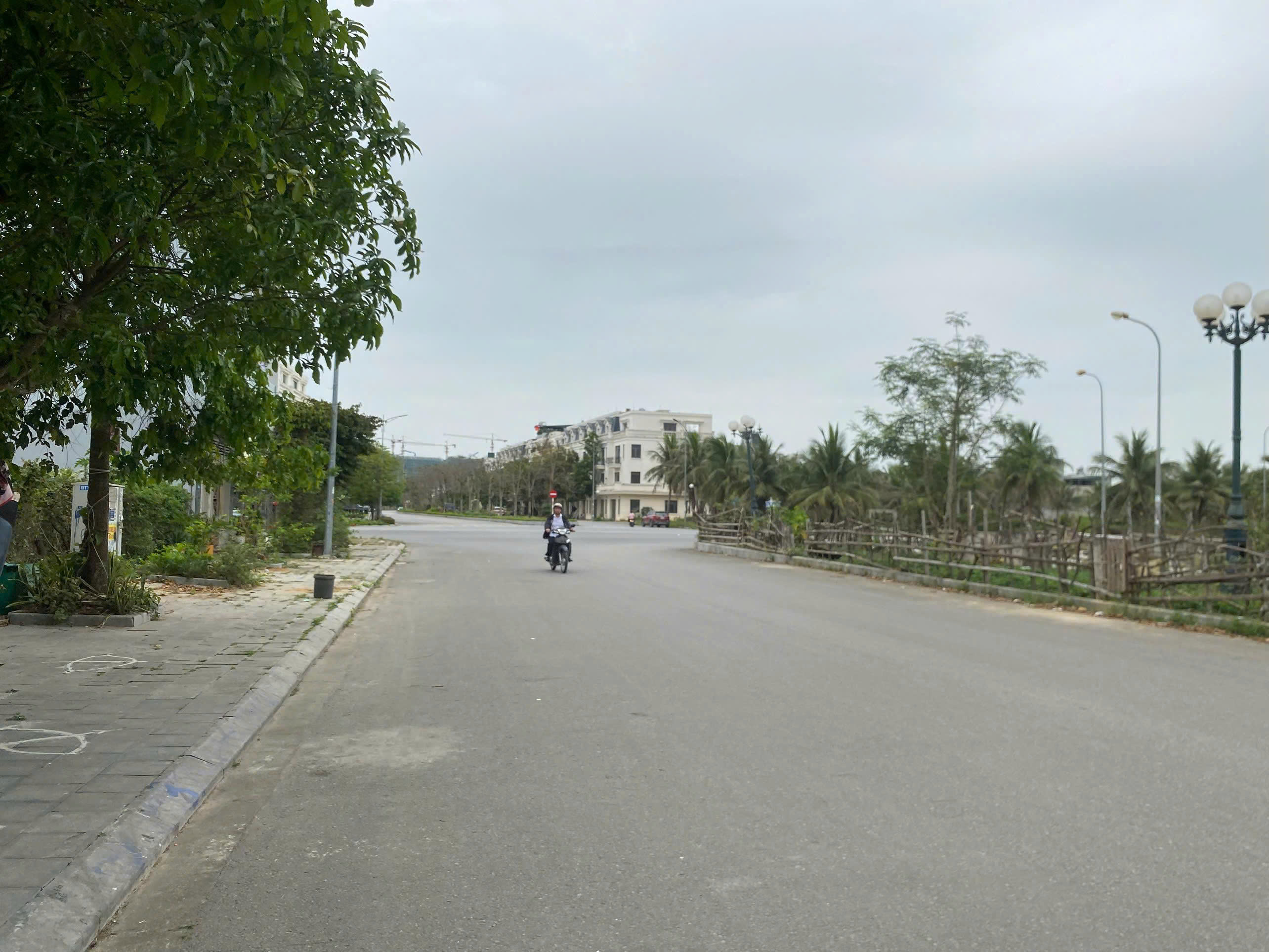 Bán đất mb2122 Đông Hải 87,5m² mặt tiền 5m - đường đôi 10,5m vỉa hè rộng kinh doanh đẹp