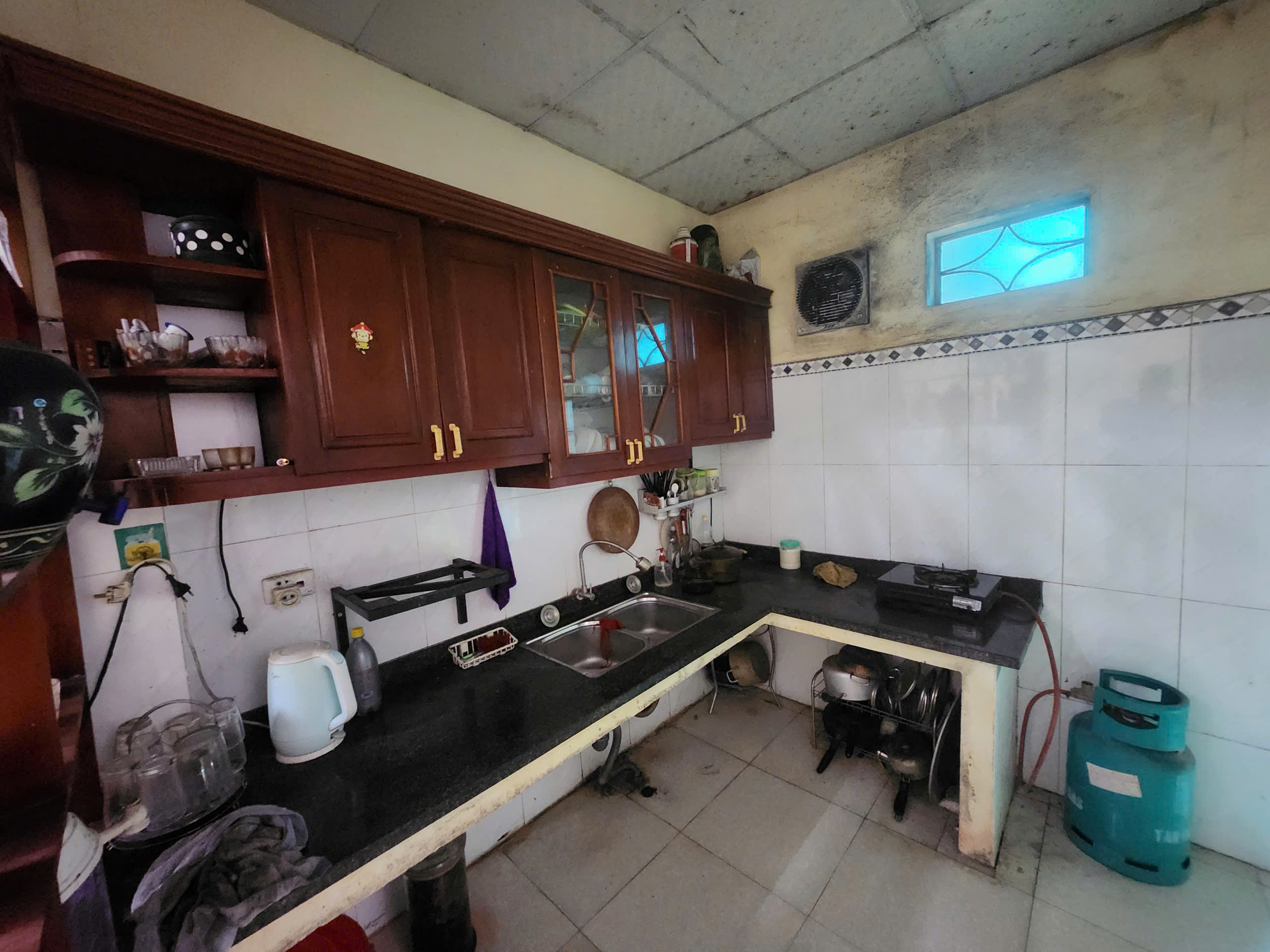 Bán đất tặng nhà cấp 4 125,7m² gần Chợ Vườn Hoa - mt 4,1m - kinh doanh tốt