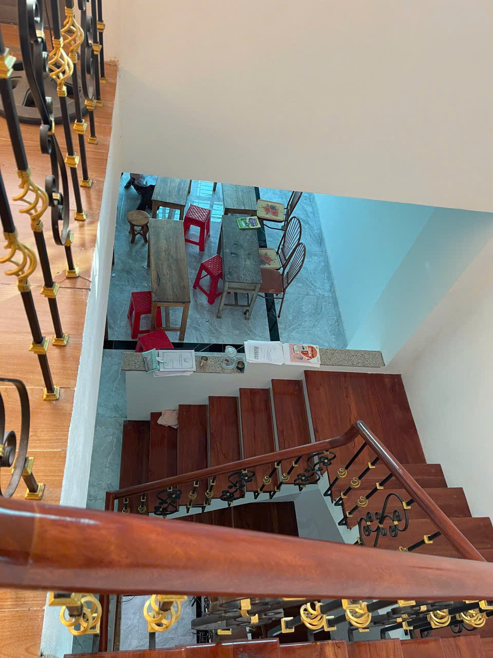 Nhà 3 tầng 1 tum 80m2 gần đại lộ Nguyễn Hoàng Thanh Hoá - mặt tiền 5m - đường rộng 3 ô tô tránh - giá 5 tỷ 990 triệu