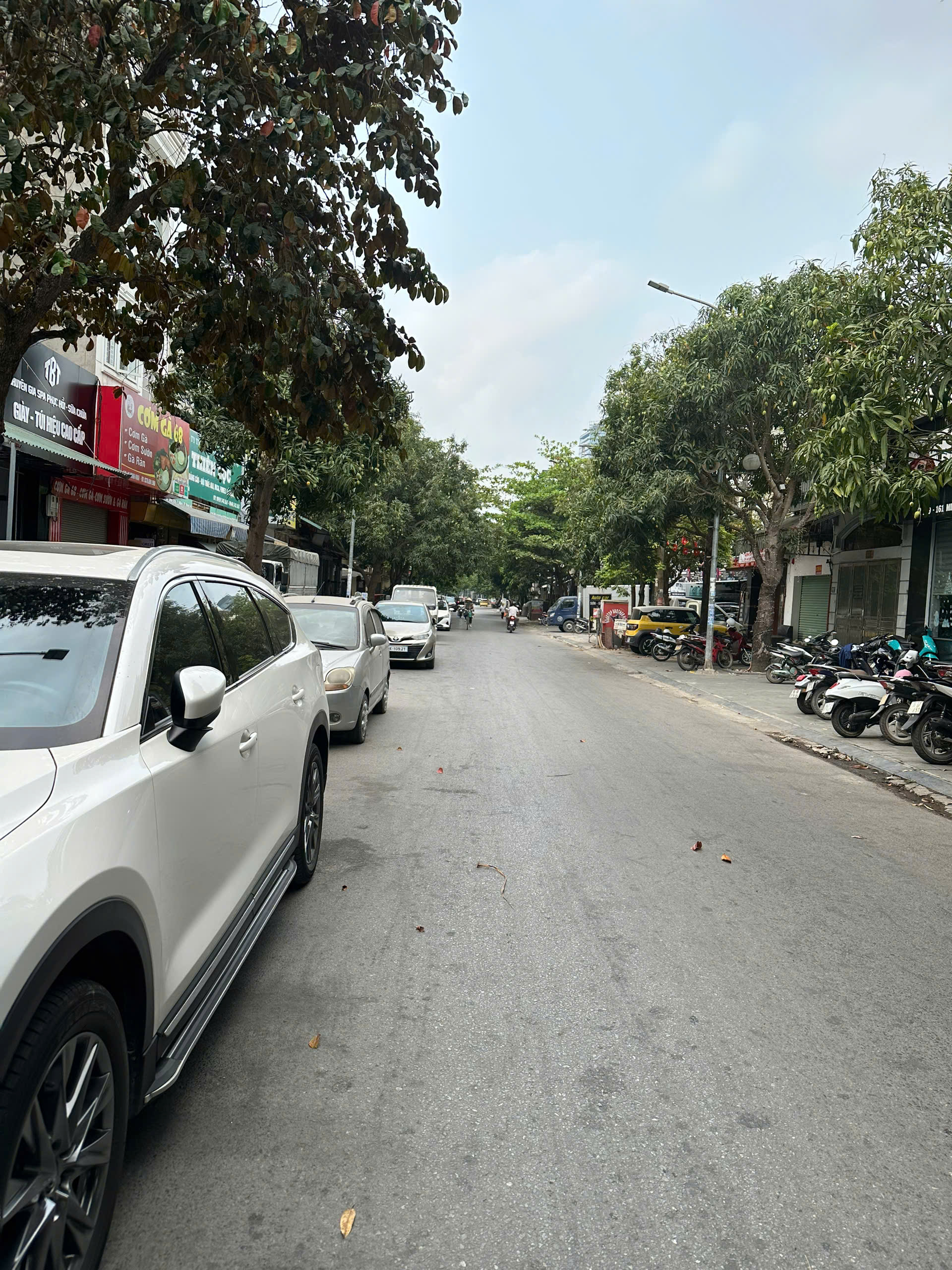 Nhà 3 tầng cốt lệch Minh Khai Ba Đình - 50,8m² mặt tiền 3,25m - vị trí trung tâm kinh doanh tốt