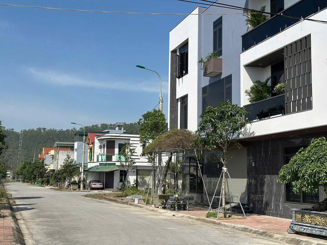 Đất mb 6145 Đông Lĩnh Thanh Hoá 100m2, vỉa hè rộng, ngay bệnh viện Phúc Thịnh - giá 3 tỷ 350 triệu