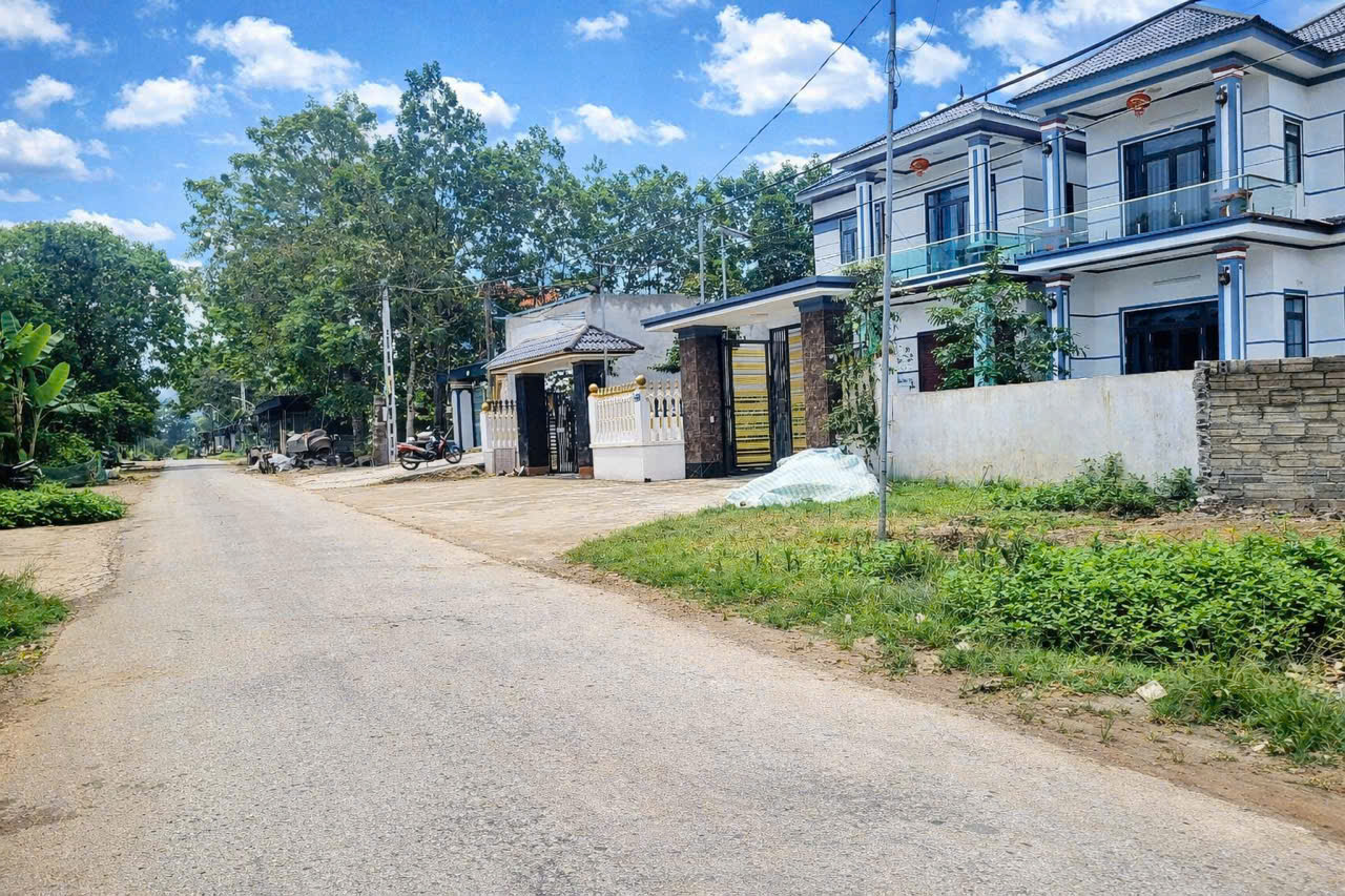 3 lô đất Thọ Cường Triệu Sơn, hơn 100m²/lô, gần đường 26m, cách sân bay Thọ Xuân 5km - giá chỉ 3xx triệu