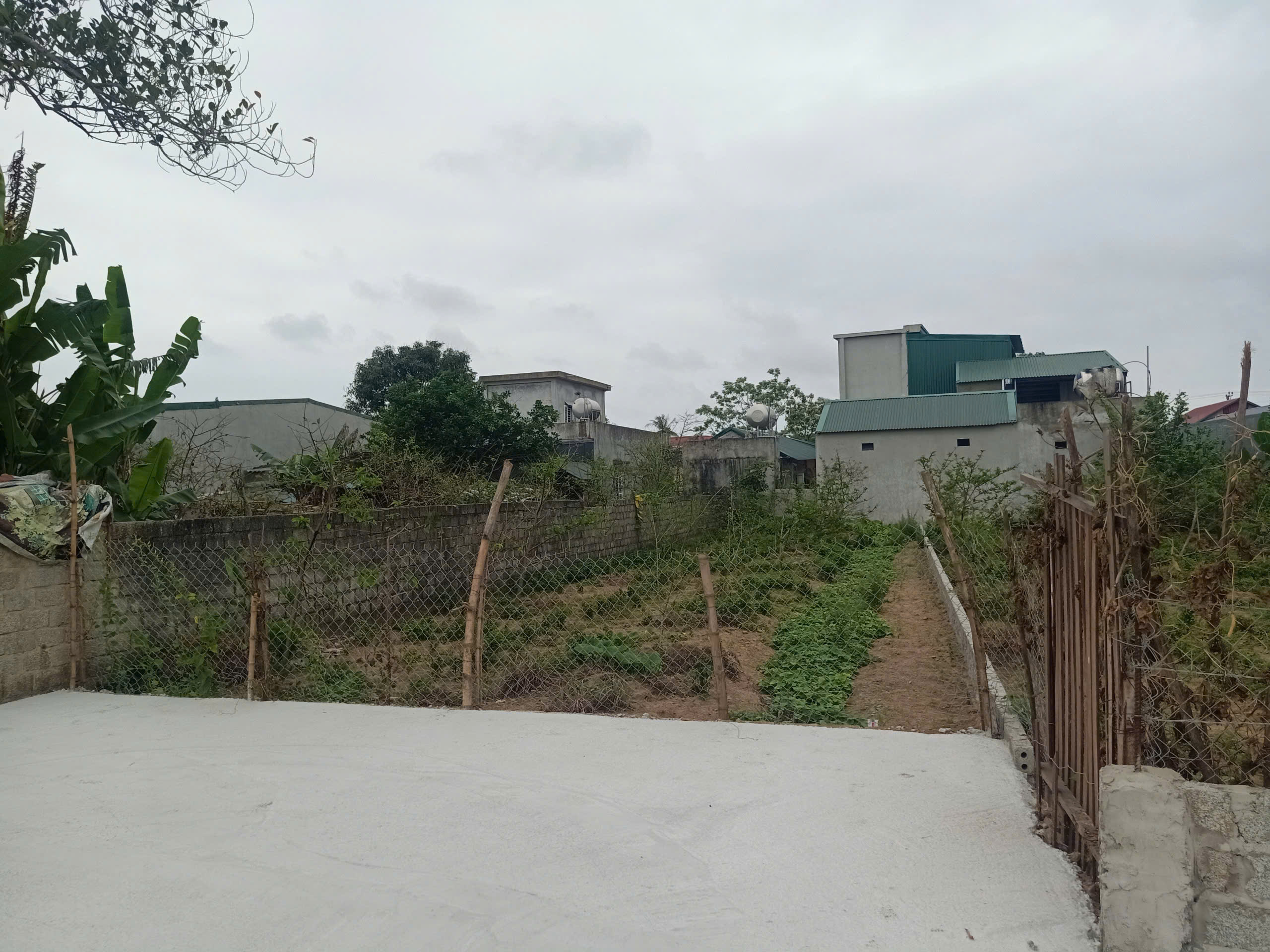 Bán đất Quảng Phú Quảng Xương 202m2 2 mặt tiền gần thpt Nguyễn Hồng Lễ giá 1,2 tỷ