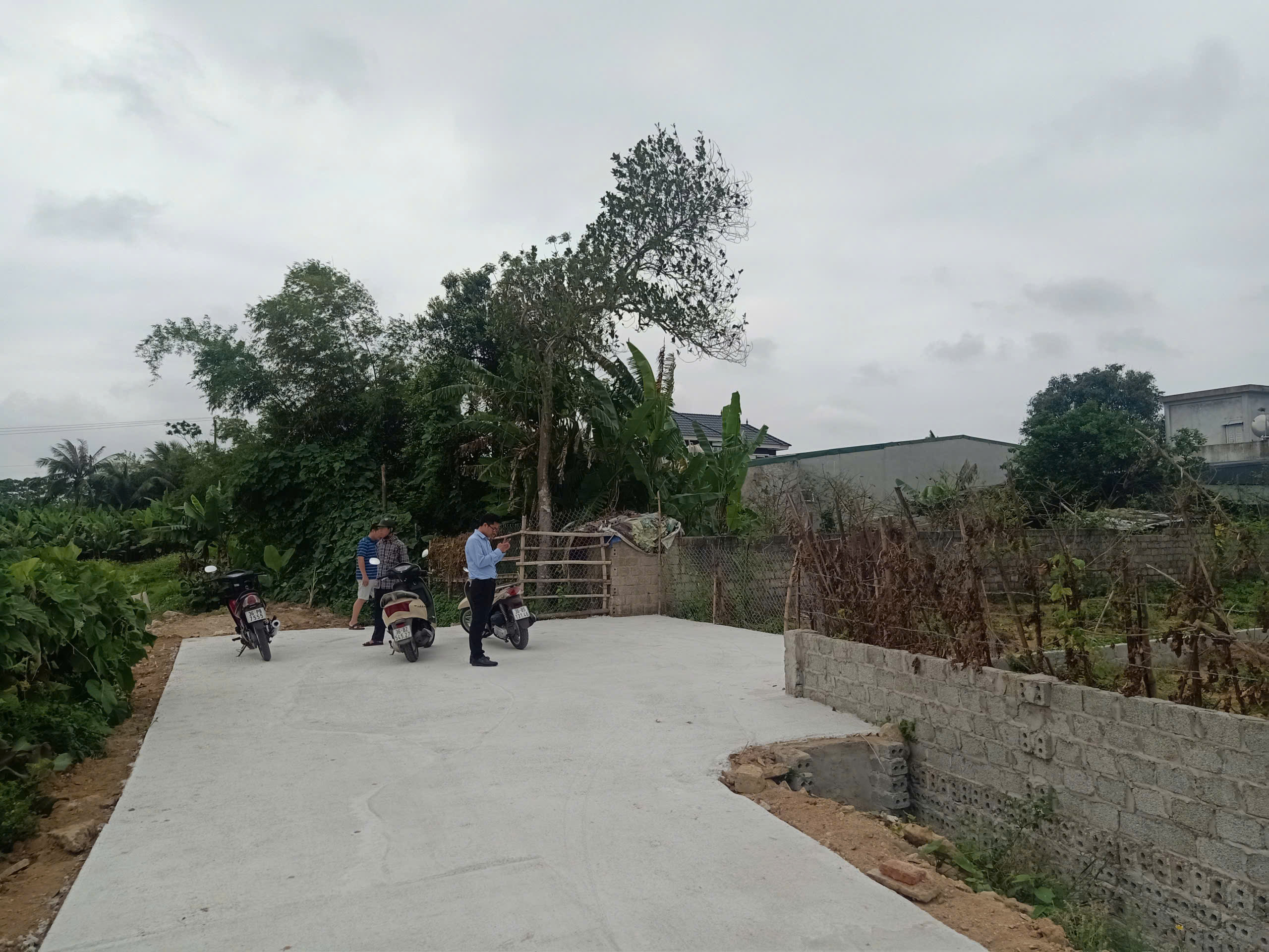 Bán đất Quảng Phú Quảng Xương 202m2 2 mặt tiền gần thpt Nguyễn Hồng Lễ giá 1,2 tỷ