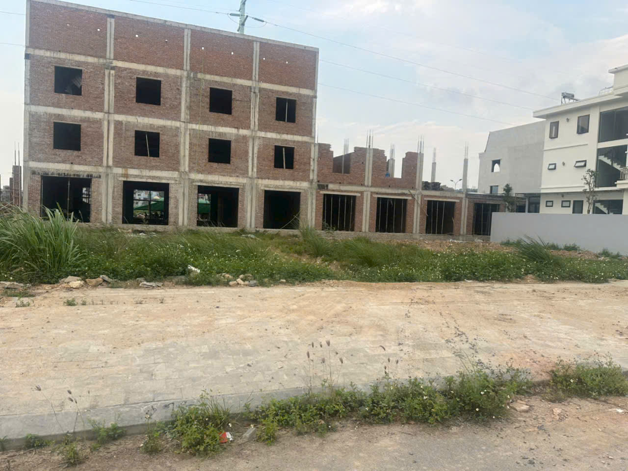 Bán lô biệt thự 330m² mặt tiền 15m view sông khu OM7 Đông Sơn - đường 39m, hướng nam cực đẹp