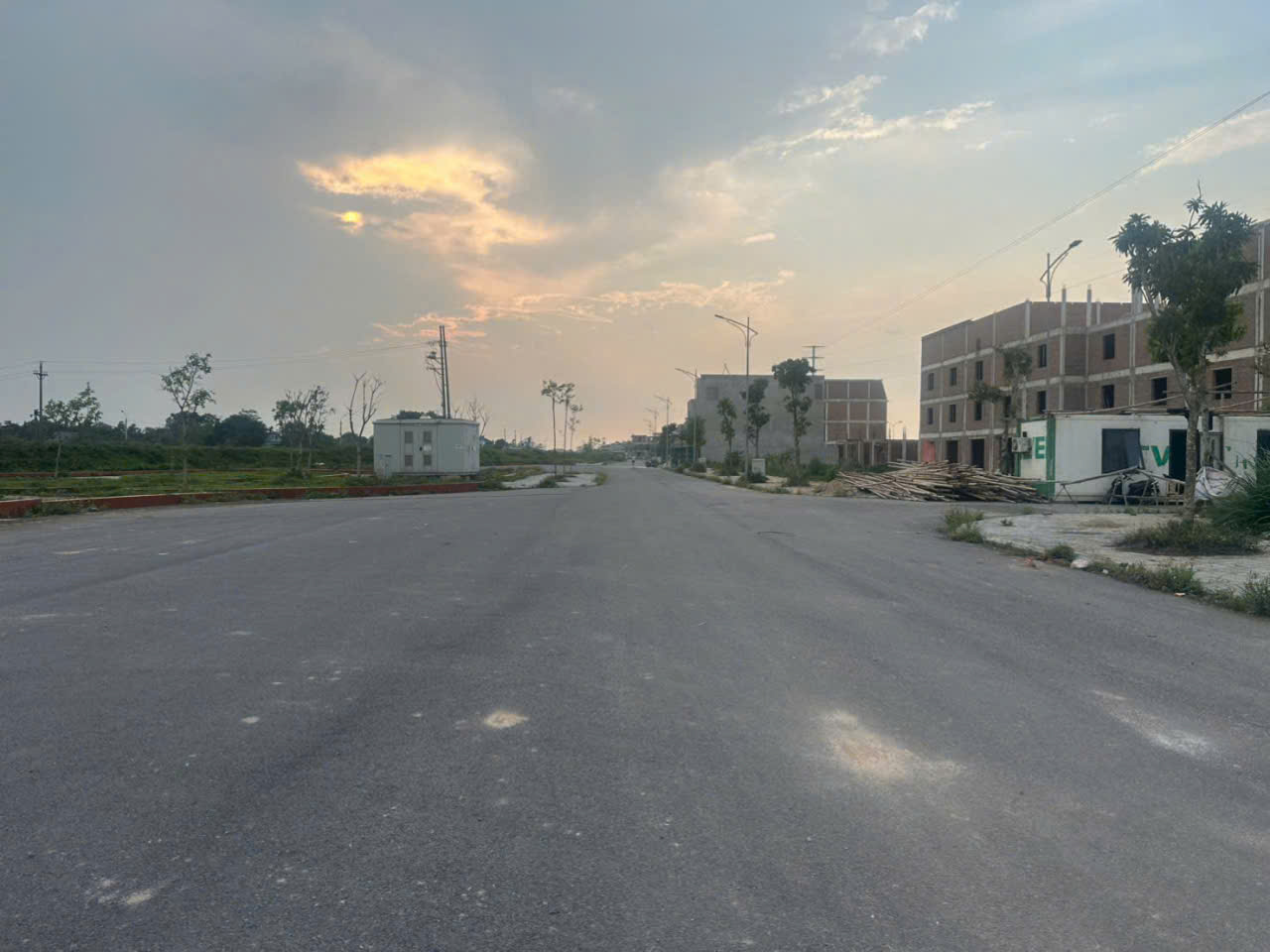 Bán lô biệt thự 330m² mặt tiền 15m view sông khu OM7 Đông Sơn - đường 39m, hướng nam cực đẹp