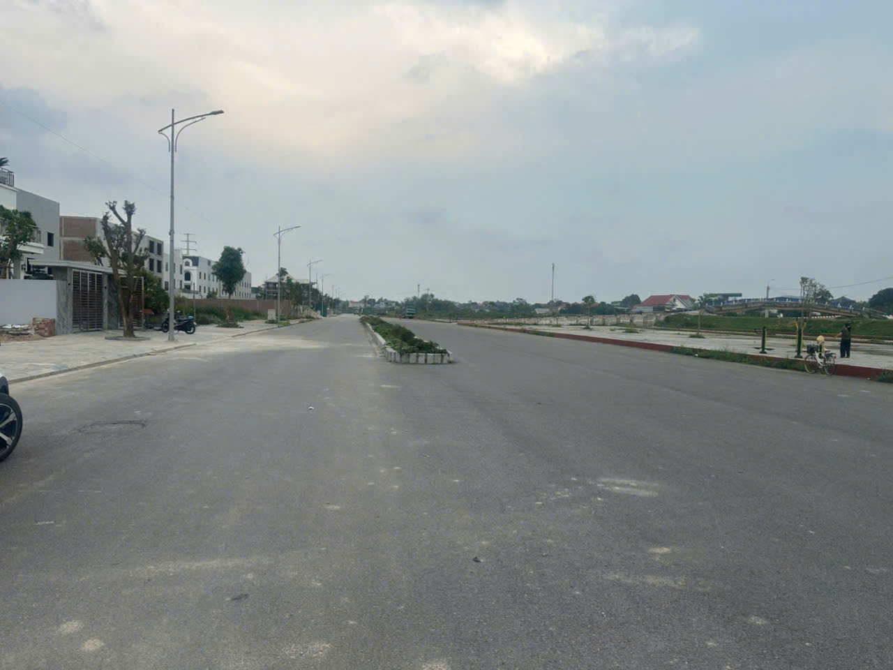 Bán lô biệt thự 330m² mặt tiền 15m view sông khu OM7 Đông Sơn - đường 39m, hướng nam cực đẹp