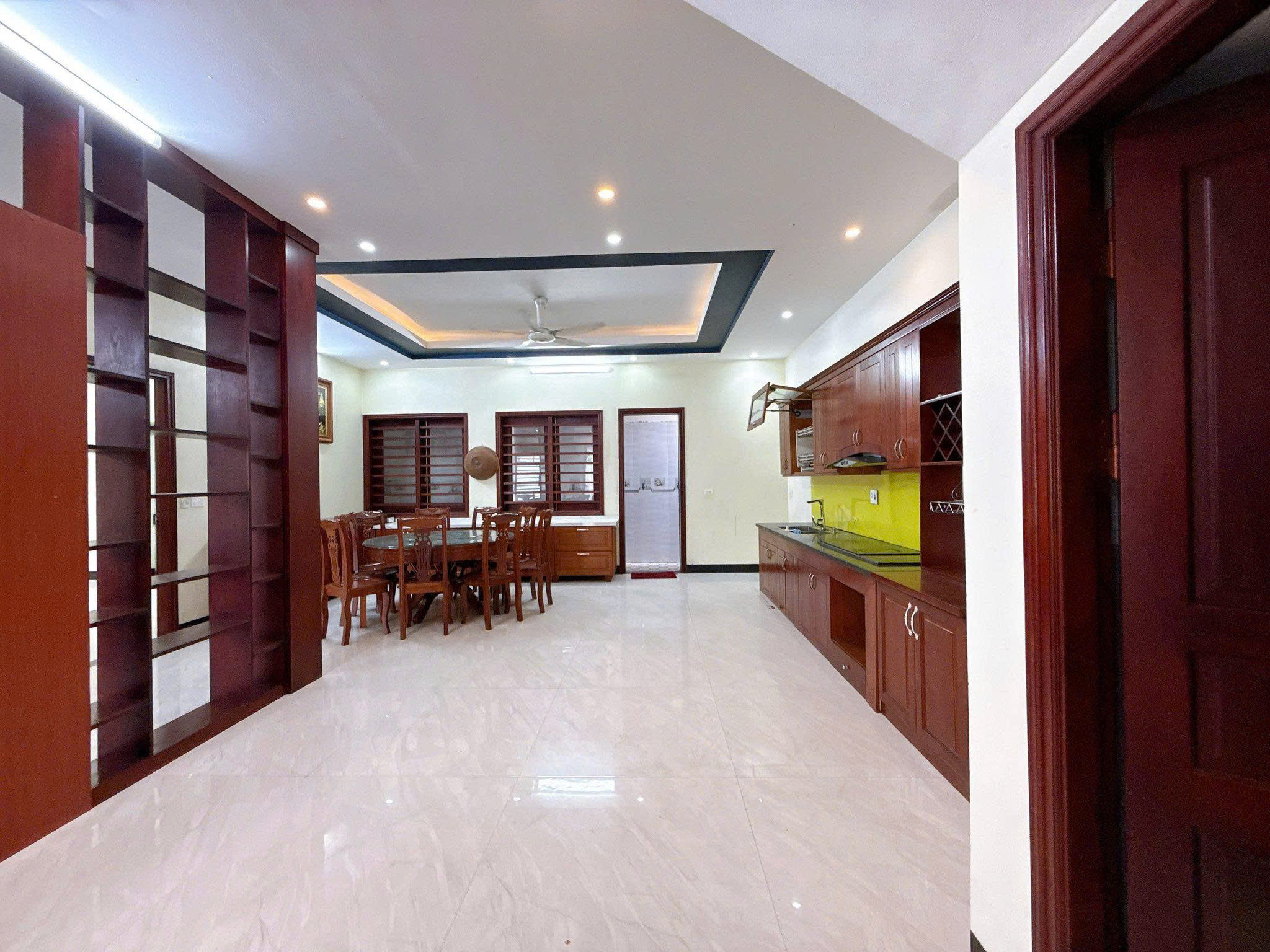 Biệt thự góc Đông Thọ 320m2 - mặt tiền 16.8m - 3 tầng hoàn thiện - view xanh cực hiếm