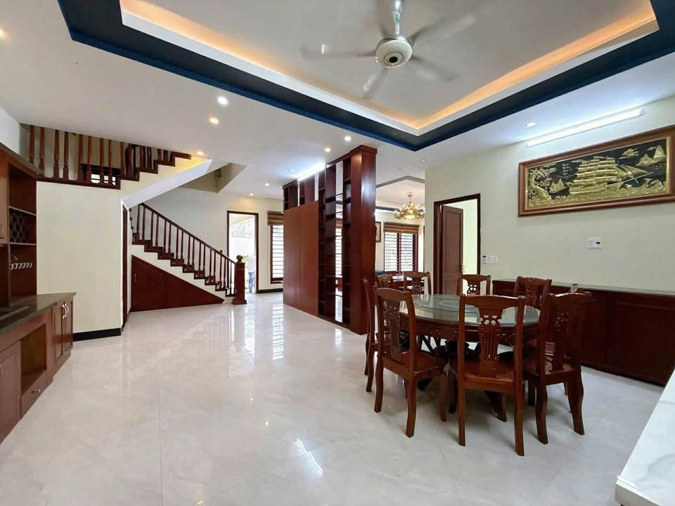 Biệt thự góc Đông Thọ 320m2 - mặt tiền 16.8m - 3 tầng hoàn thiện - view xanh cực hiếm