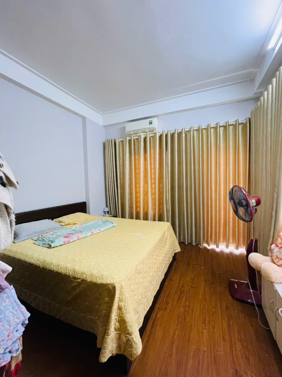 Nhà 3 tầng mb3037 Đông Thọ - dt 80m2, mt 5m, full nội thất, đường 7m vỉa hè 3m