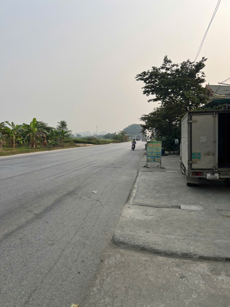 Bán nhà cấp 4 Đông Lĩnh 104m2 mt 8.8m cách trục Vạn Lại Yên Trường 30m giá 1 tỷ 580