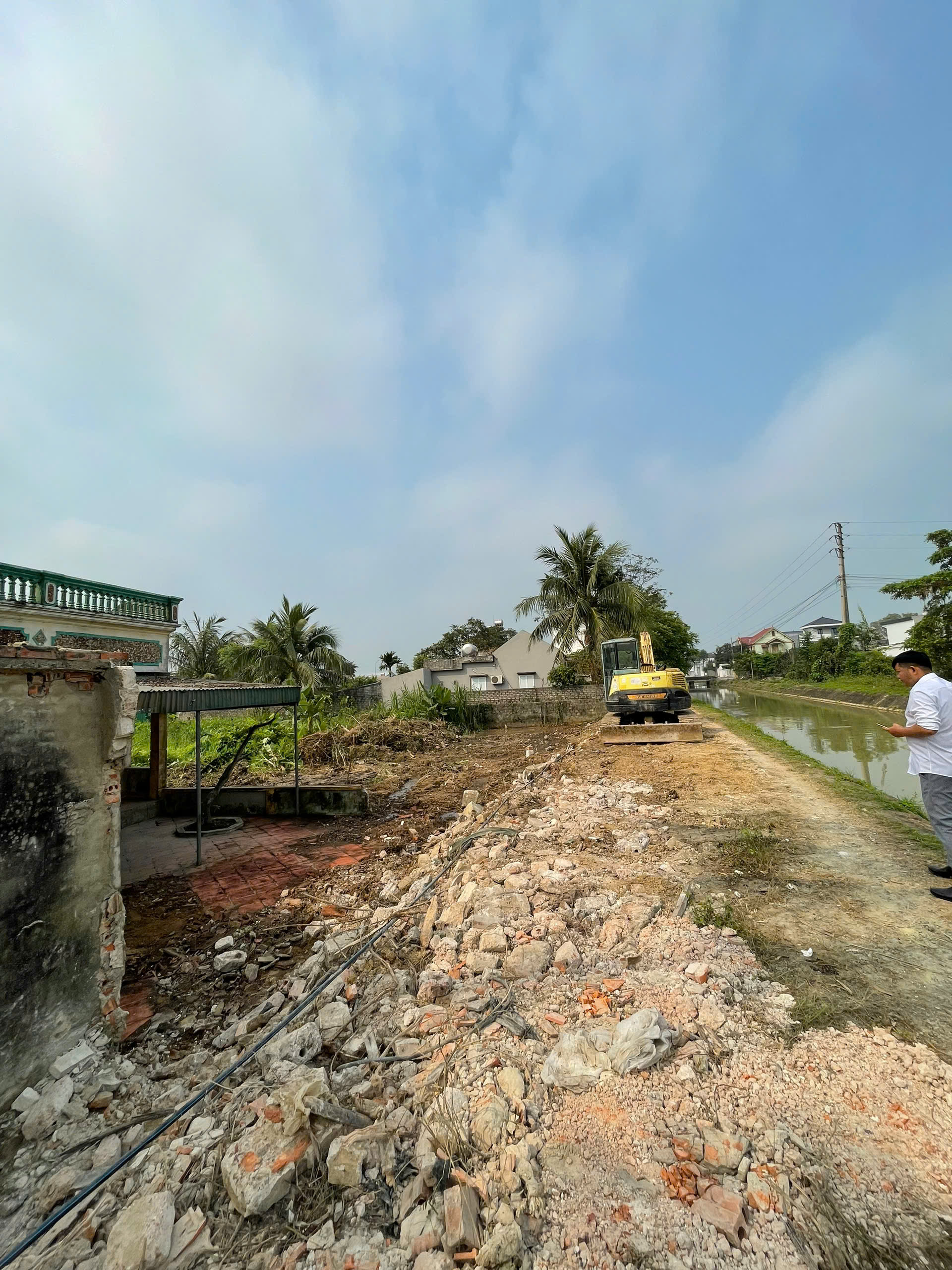 Bán đất Quảng Thịnh 1178m² mặt tiền 103,5m view sông - giá 7 triệu/m², tiềm năng phân lô cực tốt