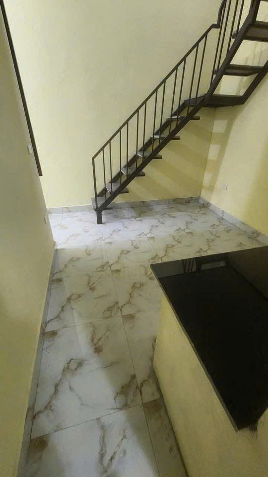 Bán nhà cấp 4 gác xép mới xây Quảng Thắng - gần trường Chính Trị, 30m ra ô tô, giá nhỉnh 1 tỷ