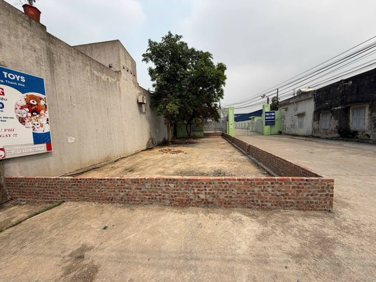 Lô đất 3 mặt tiền 140m² ngay trạm csgt Quảng Xương - vị trí đẹp hiếm có, thuận tiện kinh doanh