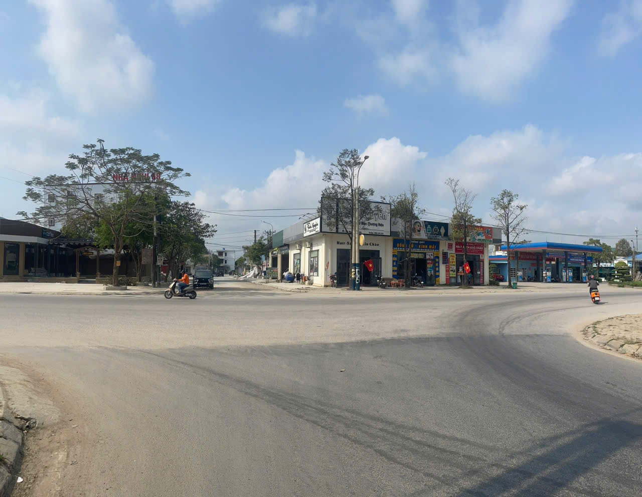 Đất 2.615m² - 3 mặt tiền khu đô thị Hoàng Long, mặt tiền 63m - giá 21tr/m², vị trí kết nối quốc lộ 1a
