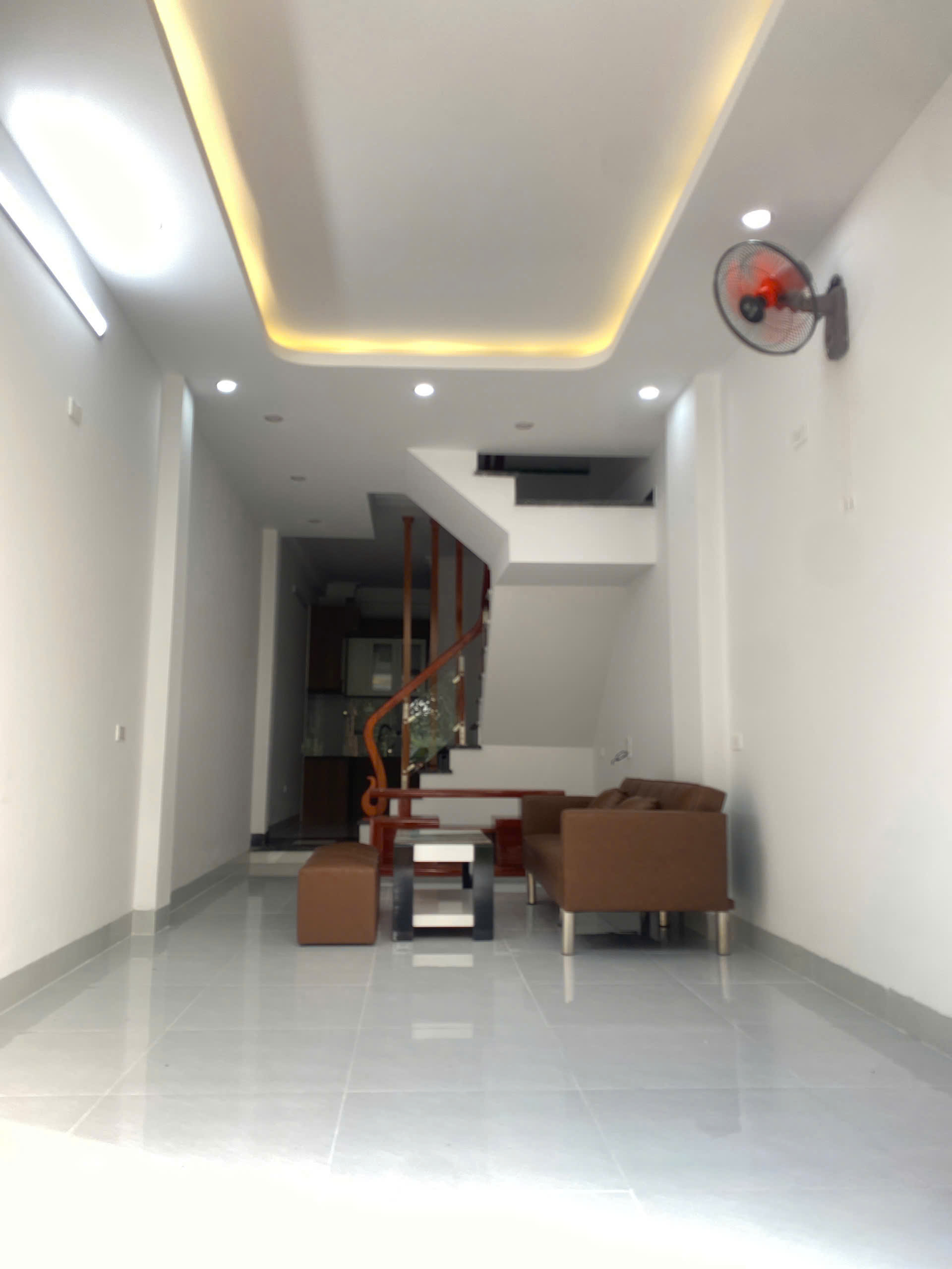 Nhà 2 tầng gần cầu voi, 40,5m², đường ô tô tránh nhau, giá chỉ 2 tỷ