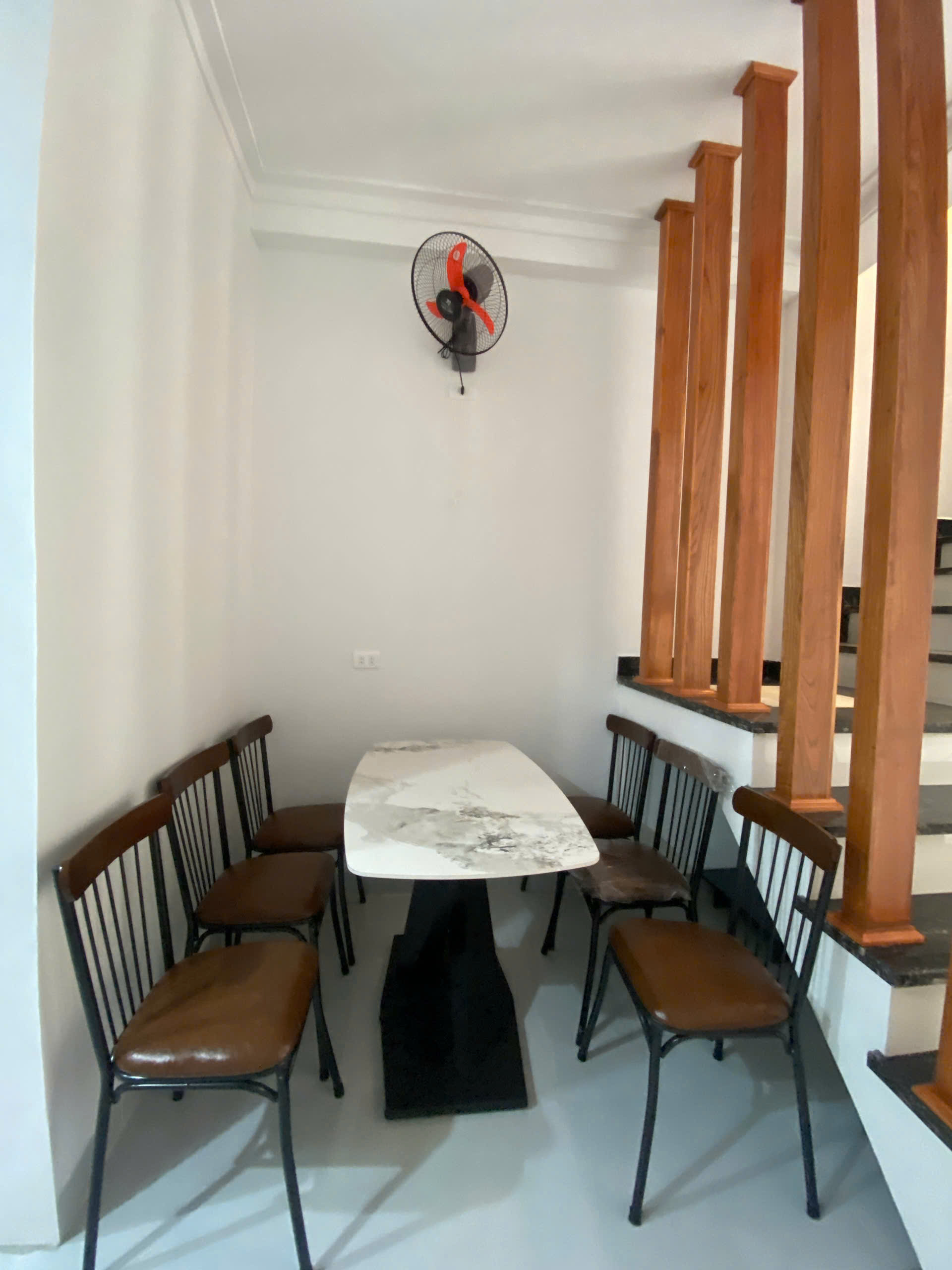 Nhà 2 tầng gần cầu voi, 40,5m², đường ô tô tránh nhau, giá chỉ 2 tỷ