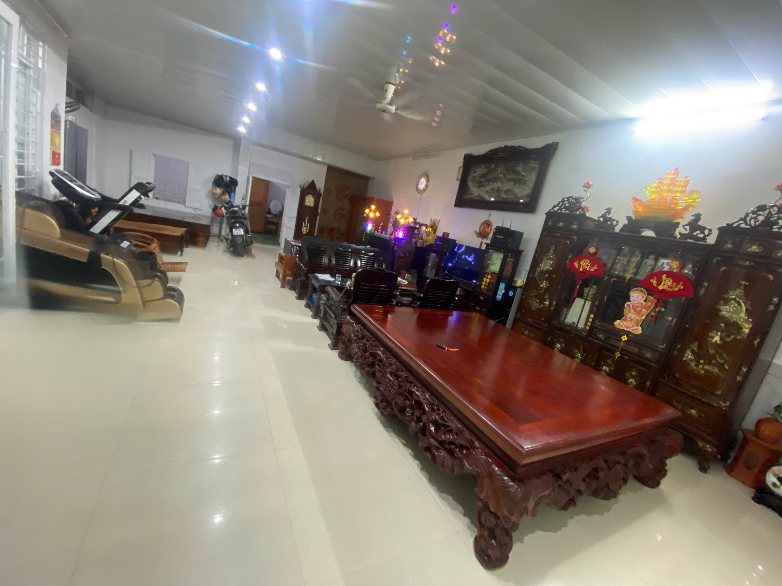 Nhà cấp 4 diện tích 144m² gần ga tàu cao tốc, view sông Nông Giang, giá 2,8 tỷ