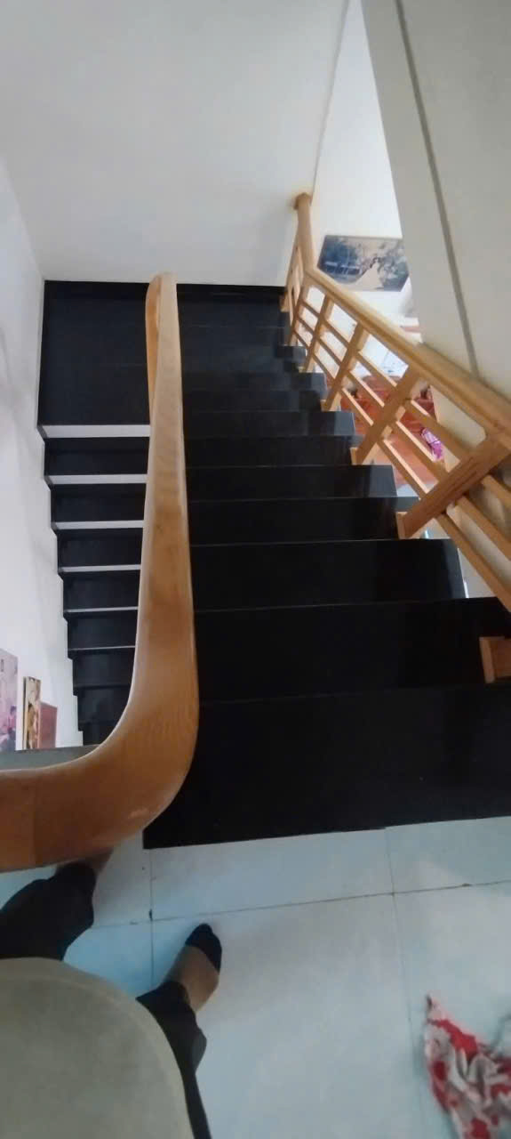Nhà 2 tầng 2 mặt tiền Bà Triệu 120m², 4 phòng ngủ, đường 26m chỉ 3,x tỷ