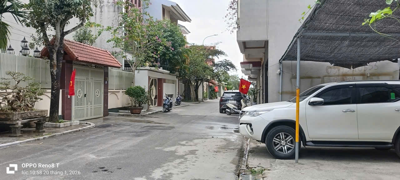 Bán cặp 2 lô đất khu đô thị Bình Minh 64m², mặt tiền 4m, gần vòng xuyến con Hạc, giá 4,05 tỷ