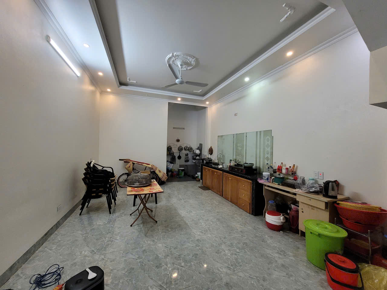 Nhà 4 tầng mới xây 2024 tại mb 8072 Hoàng Long - 76,5m², 4 phòng ngủ khép kín, giá chỉ 3,3 tỷ