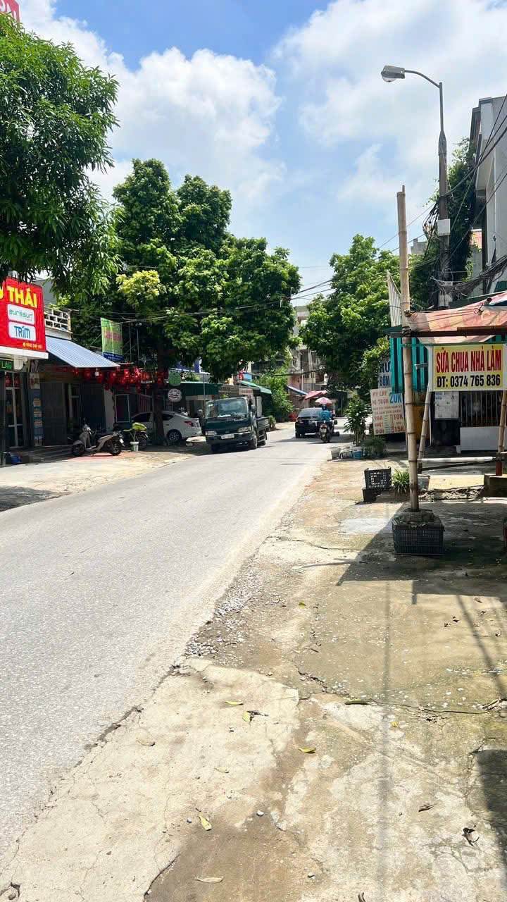 Bán đất trục chính Lê Thánh Tông, Đông Sơn 300m² mặt tiền hơn 8m - gần Đông Phát, giá 8,5 tỷ