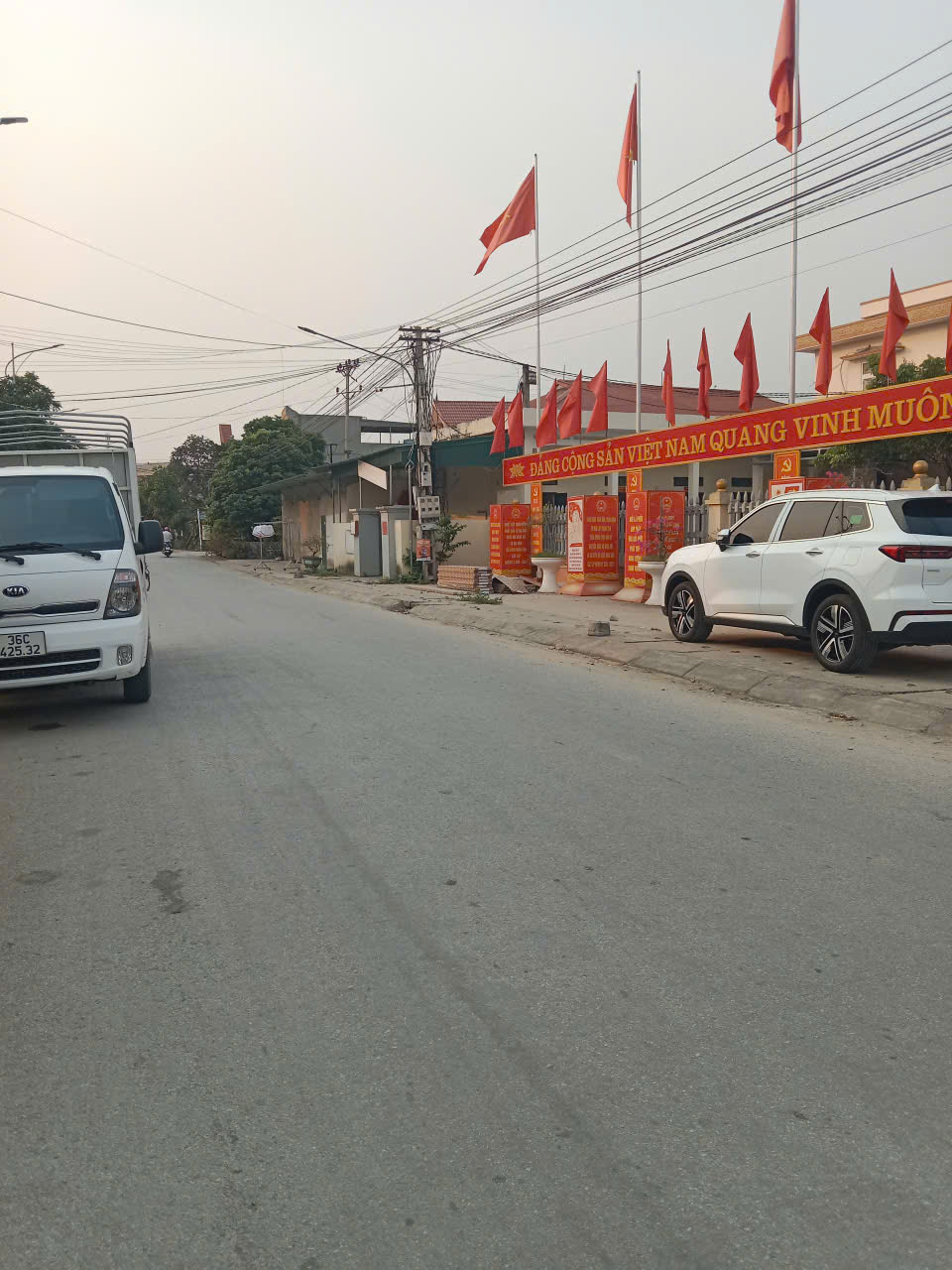 Bán đất biệt thự Vân Đồi 180m² mặt tiền 10m, đường 9m vỉa hè rộng giá 1,6 tỷ