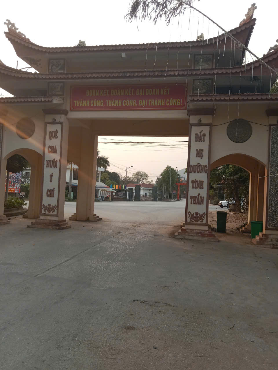 Bán đất biệt thự Vân Đồi 180m² mặt tiền 10m, đường 9m vỉa hè rộng giá 1,6 tỷ